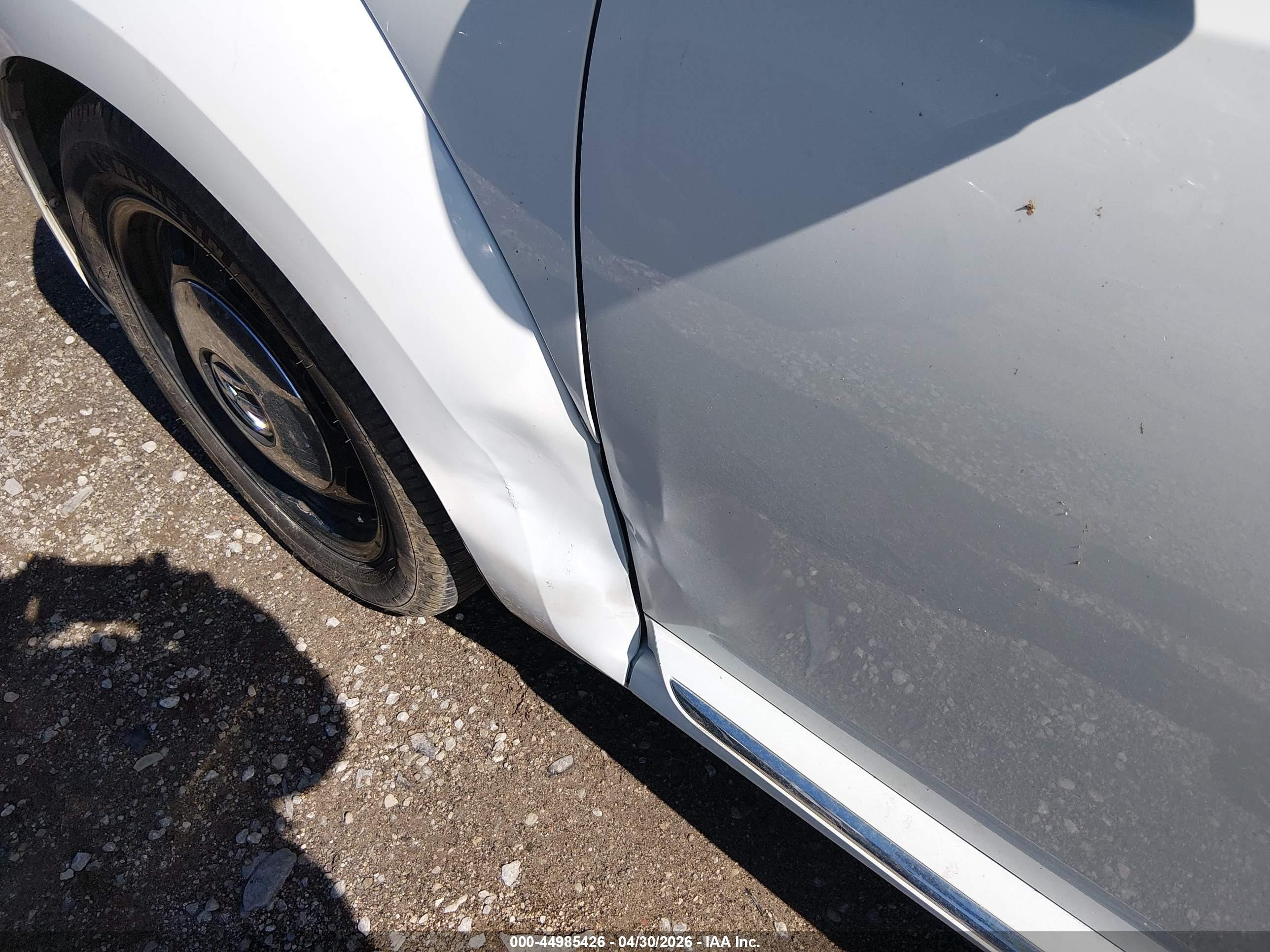 2014 Volkswagen Beetle 1.8t White vin: 3VWH17AT8EM635356