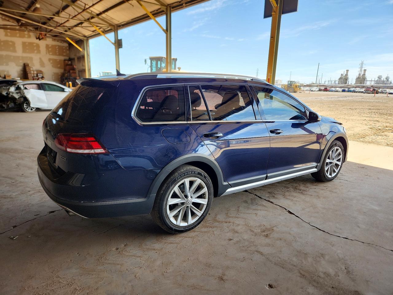 2019 Volkswagen Golf Alltrack S Blue vin: 3VWH17AU4KM515641