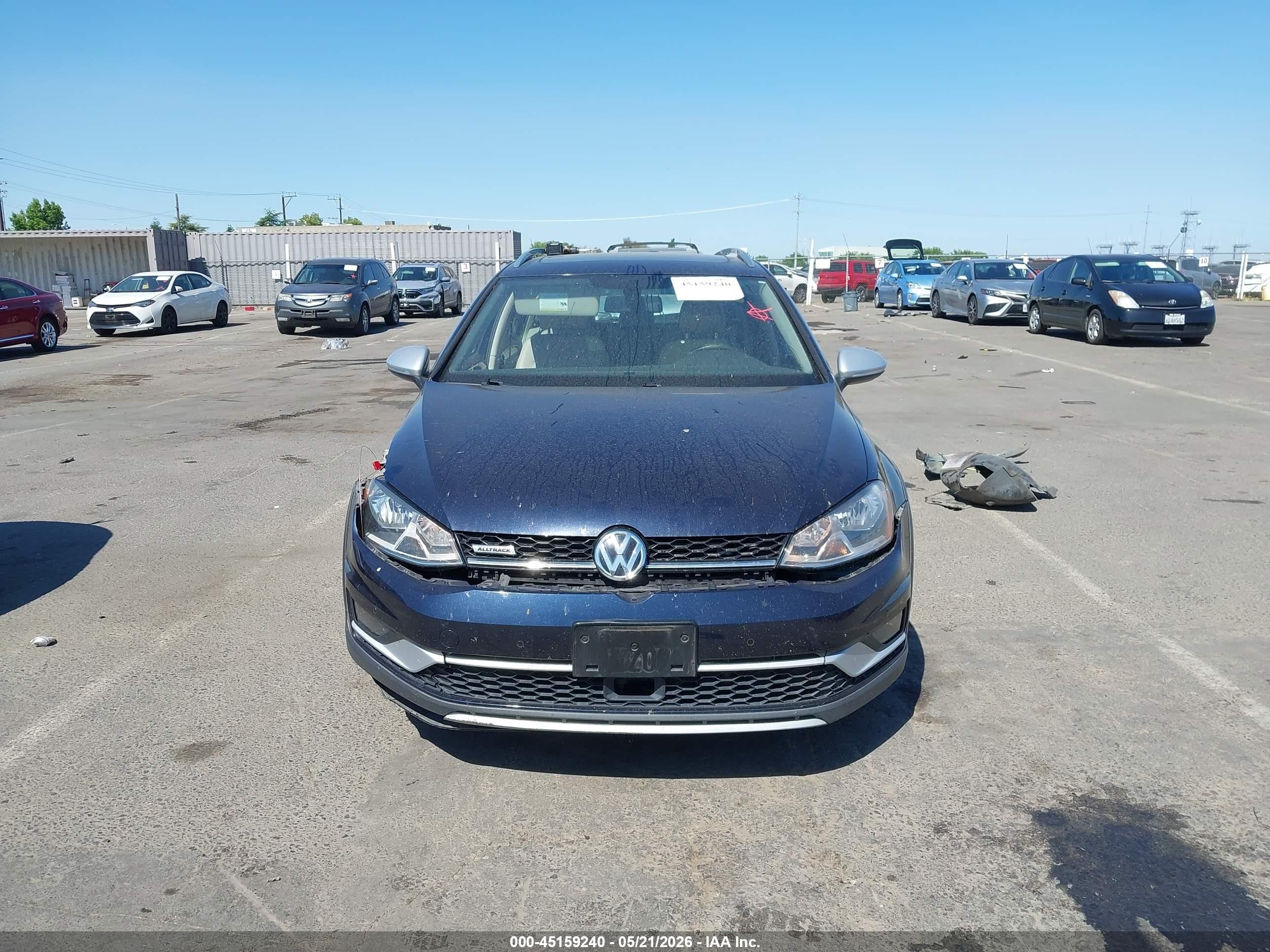 2017 Volkswagen Golf Alltrack Tsi S/tsi Se/tsi Sel Dark Blue vin: 3VWH17AU6HM517075