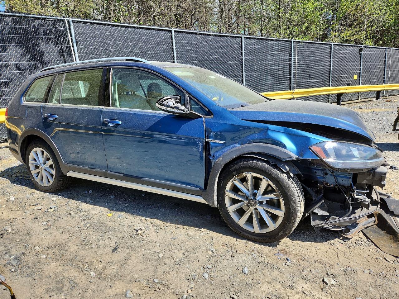 2018 Volkswagen Golf Alltrack S Blue vin: 3VWH17AU6JM768832