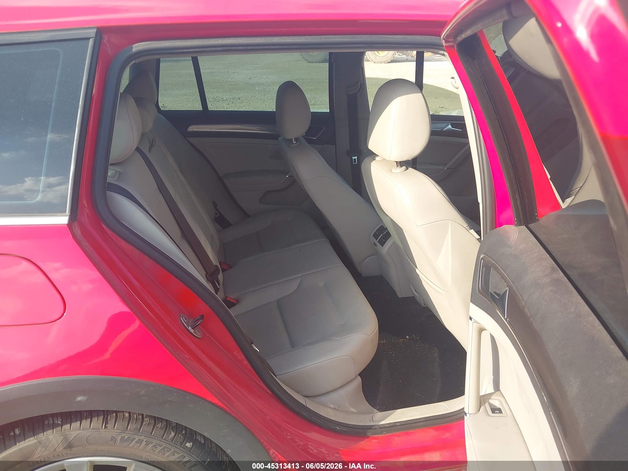 2017 Volkswagen Golf Alltrack Tsi S/tsi Se/tsi Sel Red vin: 3VWH17AUXHM508878