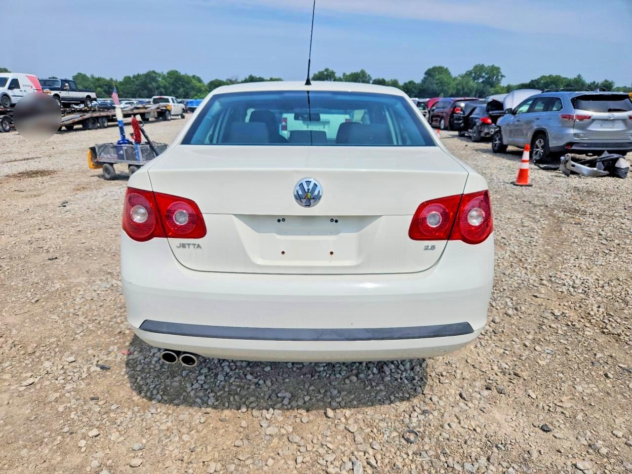 2007 Volkswagen Jetta 2.5 Белый vin: 3VWHF71K77M049369