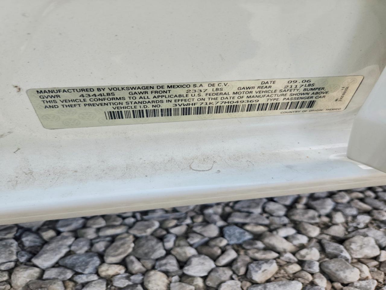 2007 Volkswagen Jetta 2.5 Белый vin: 3VWHF71K77M049369