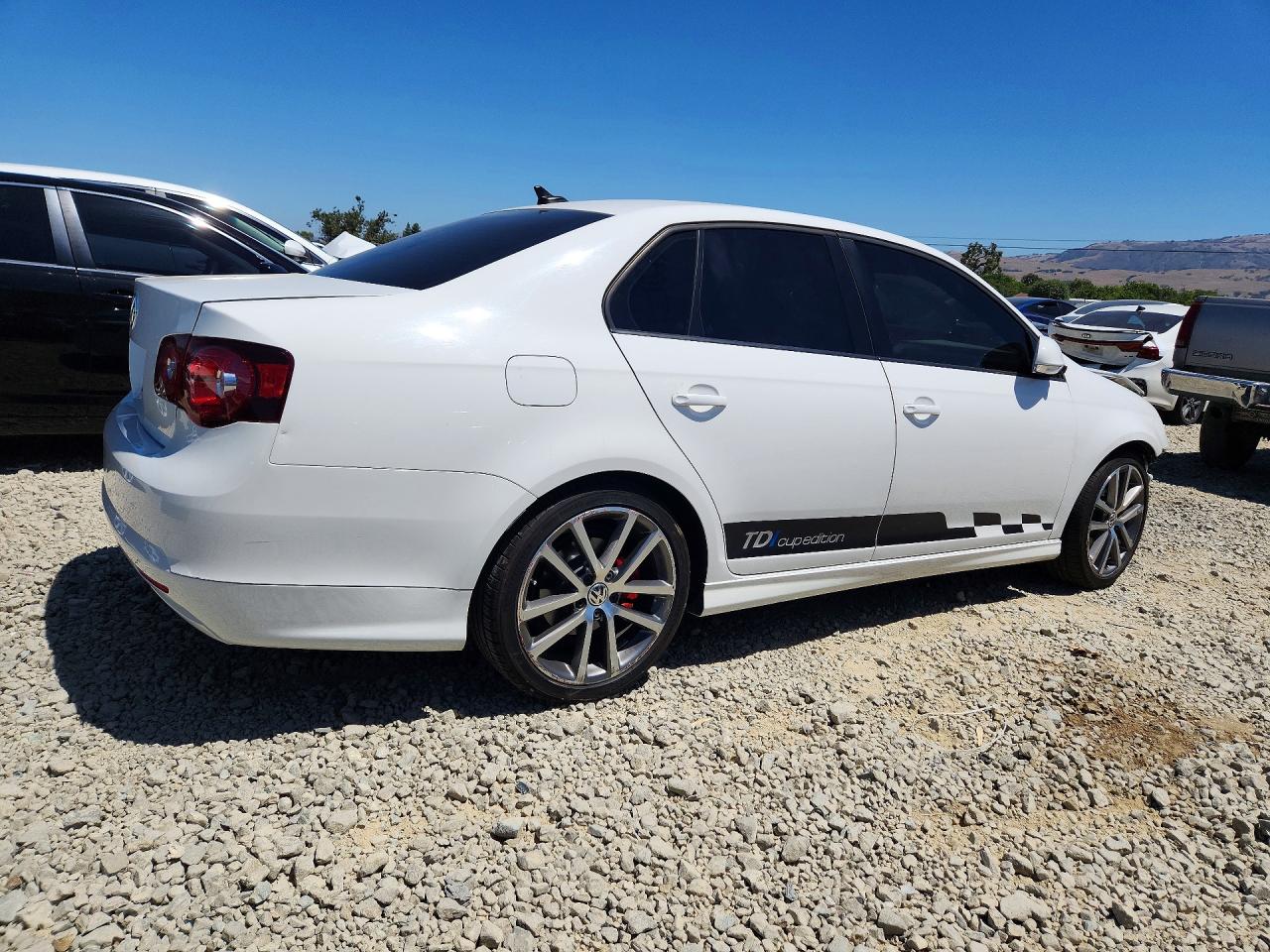 2010 Volkswagen Jetta Tdi White vin: 3VWHL7AJ8AM180110