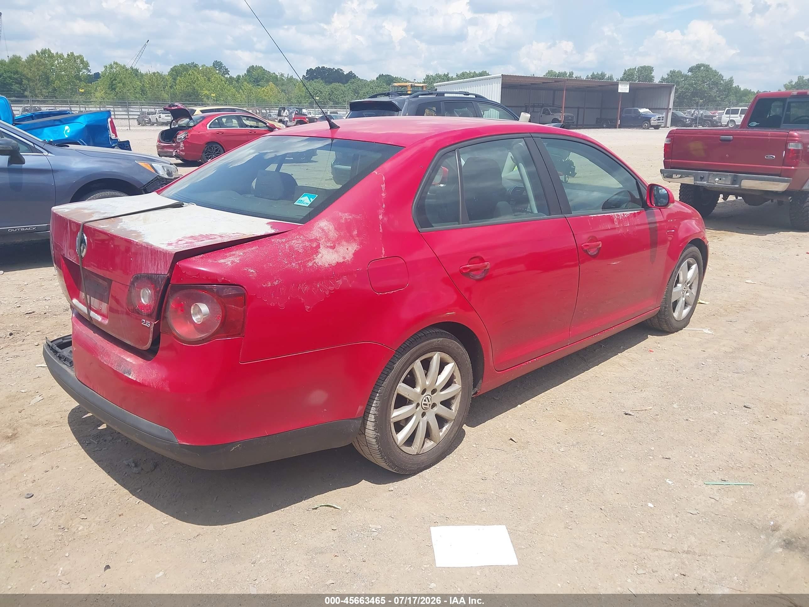 2008 Volkswagen Jetta S Red vin: 3VWHM71K48M165135