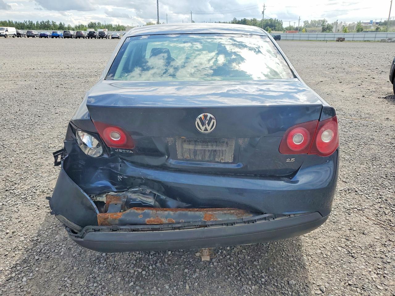 2009 Volkswagen Jetta S Blue vin: 3VWHM71K69M035472
