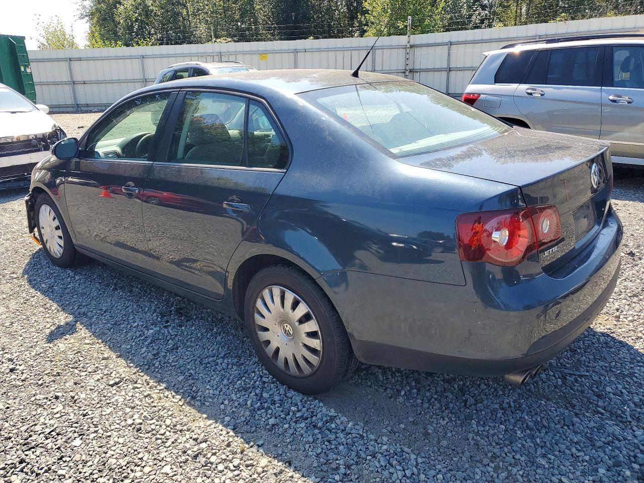 2008 Volkswagen Jetta S Черный vin: 3VWHM71K88M056547