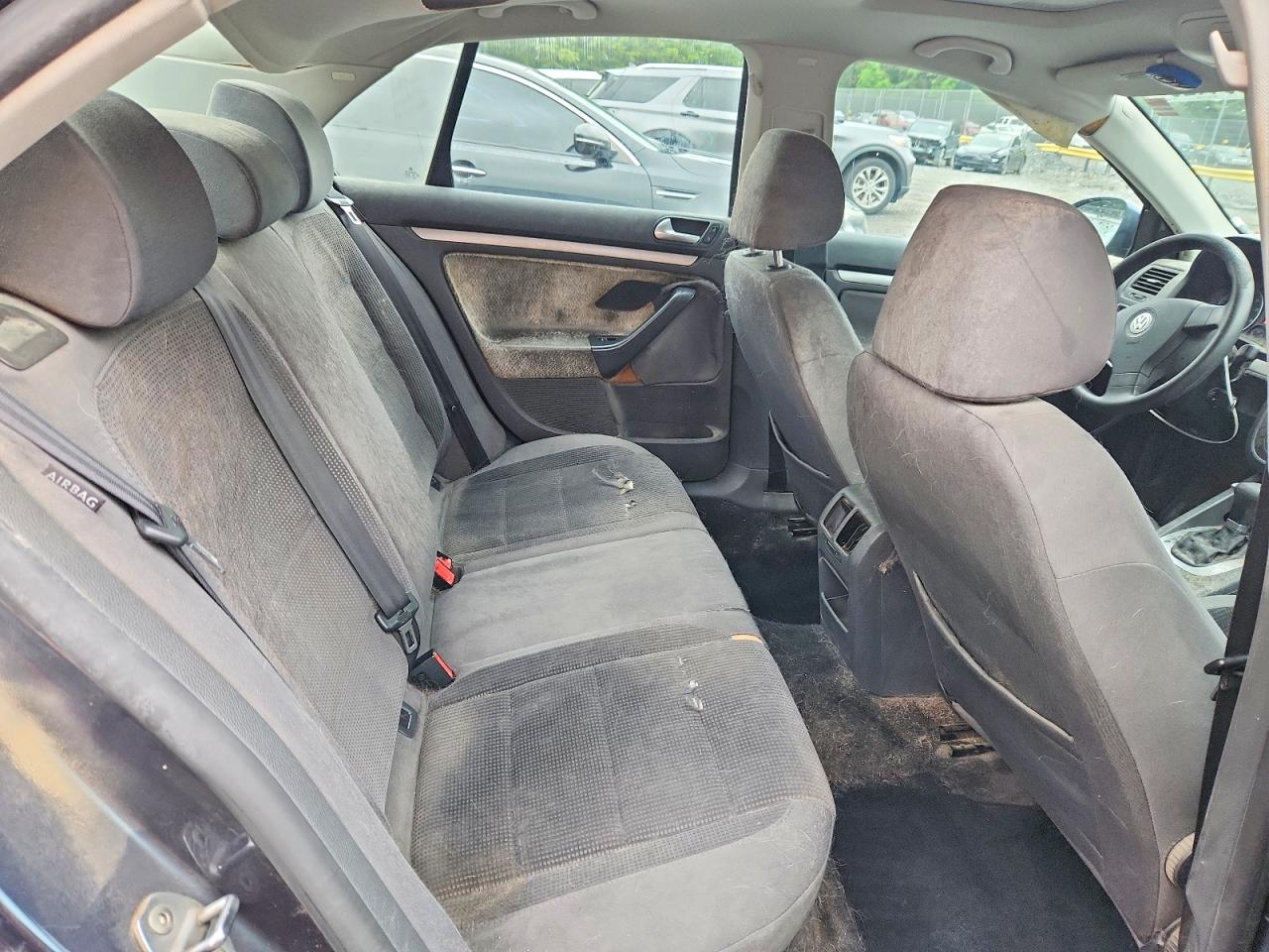 2008 Volkswagen Jetta S Серый vin: 3VWHM81K78M138999