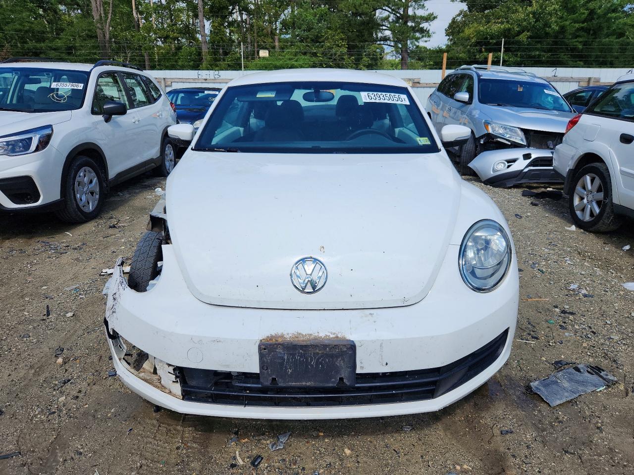 2012 Volkswagen Beetle White vin: 3VWHP7AT5CM622575