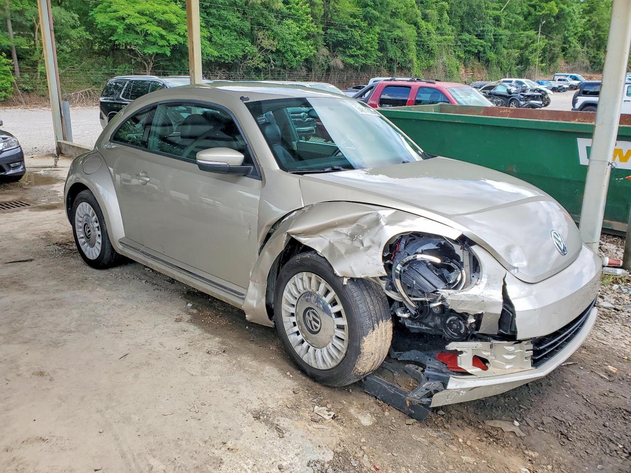 2013 Volkswagen Beetle Beige vin: 3VWHP7AT7DM689275