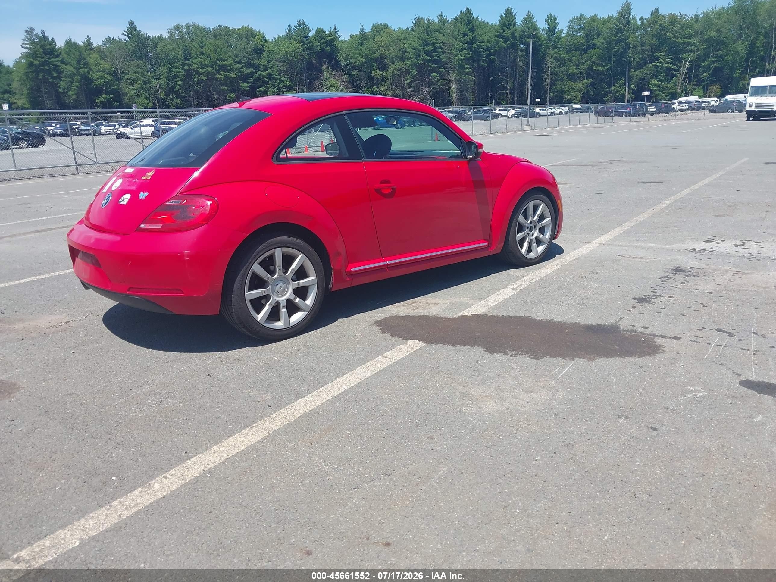 2014 Volkswagen Beetle 2.5l Red vin: 3VWHP7AT8EM631063