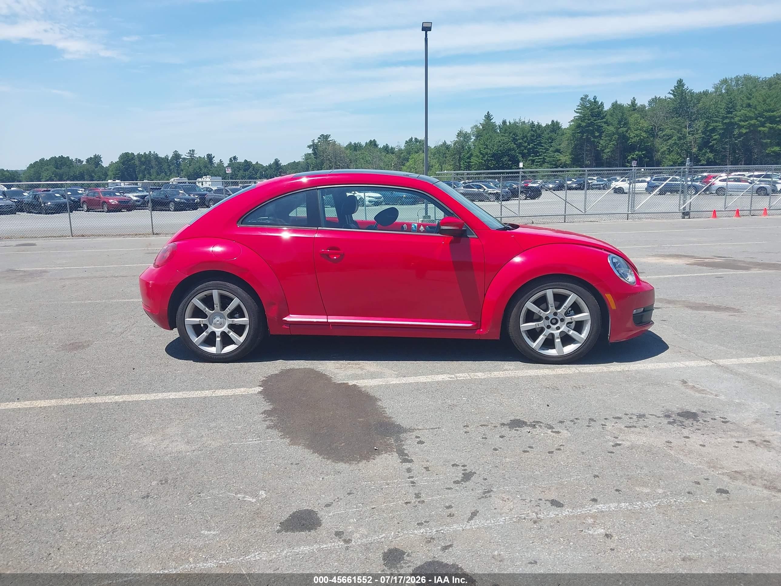 2014 Volkswagen Beetle 2.5l Red vin: 3VWHP7AT8EM631063