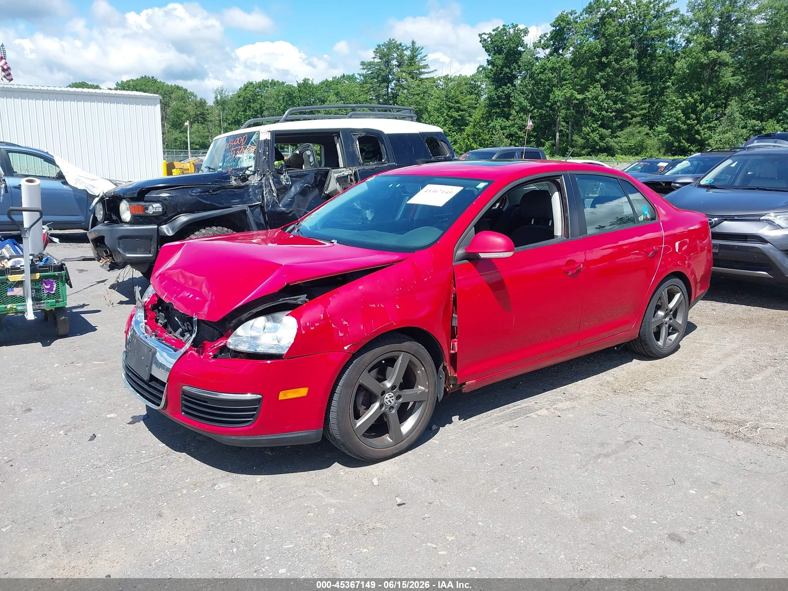 2009 Volkswagen Jetta S Red vin: 3VWHZ71K69M136089