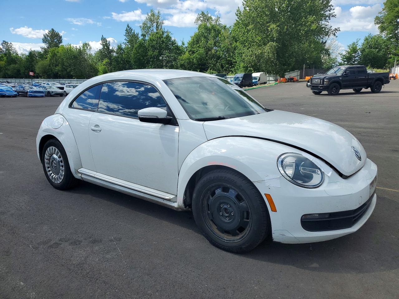 2015 Volkswagen Beetle 1.8t White vin: 3VWJ07AT0FM647488