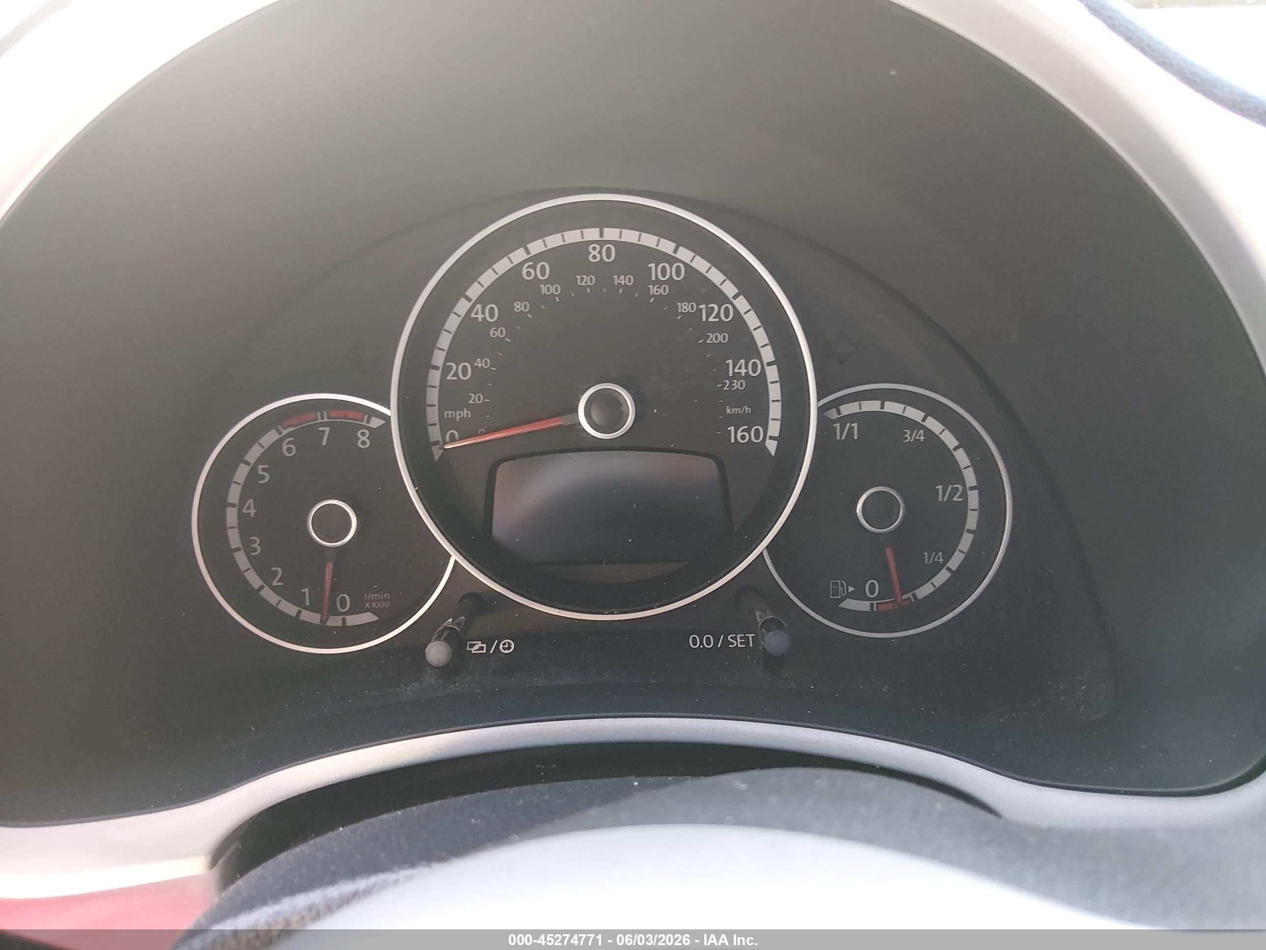 2015 Volkswagen Beetle 1.8t Silver vin: 3VWJ07AT1FM617304