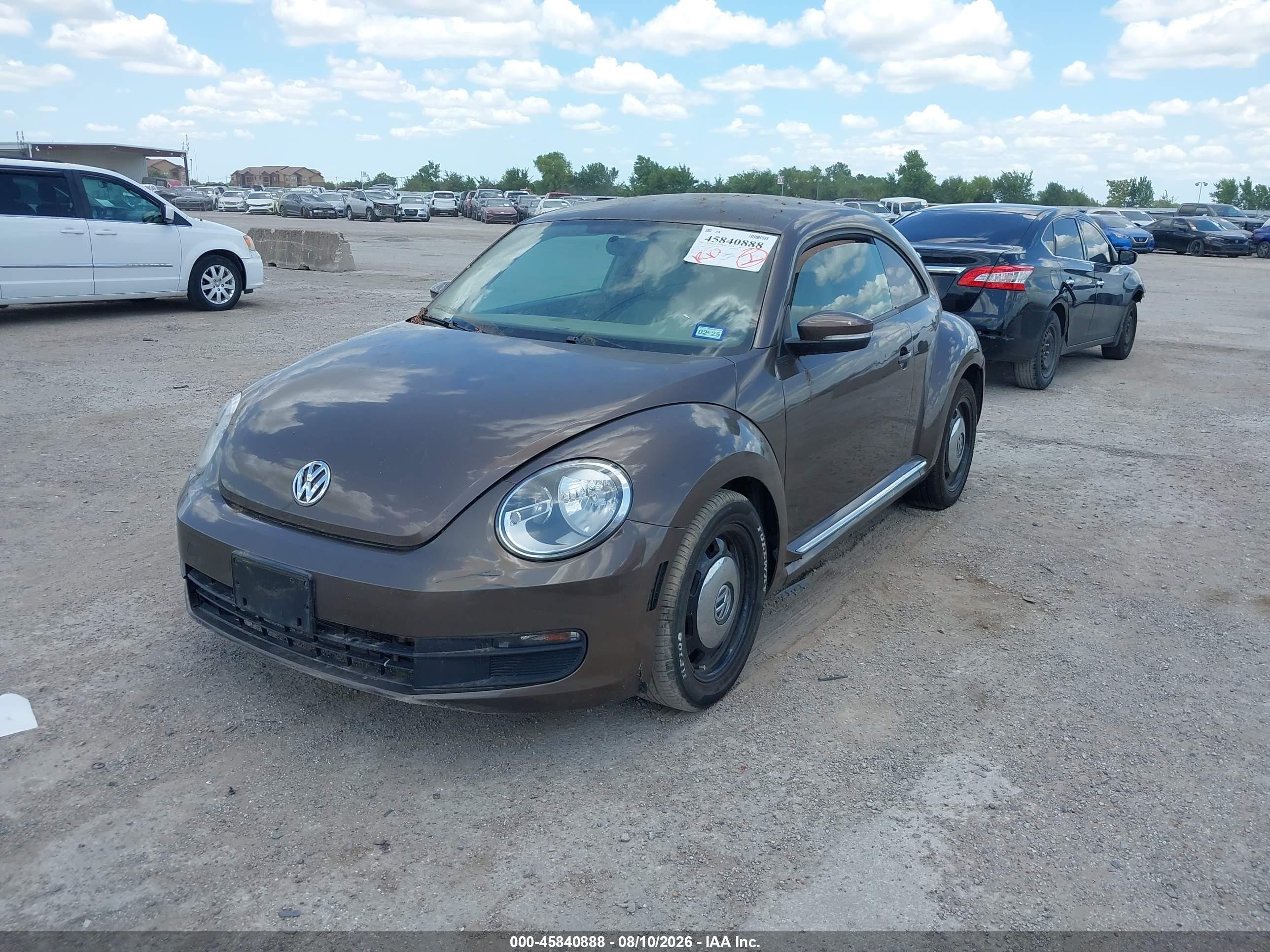 2014 Volkswagen Beetle 1.8t Коричневый vin: 3VWJ07AT2EM660063