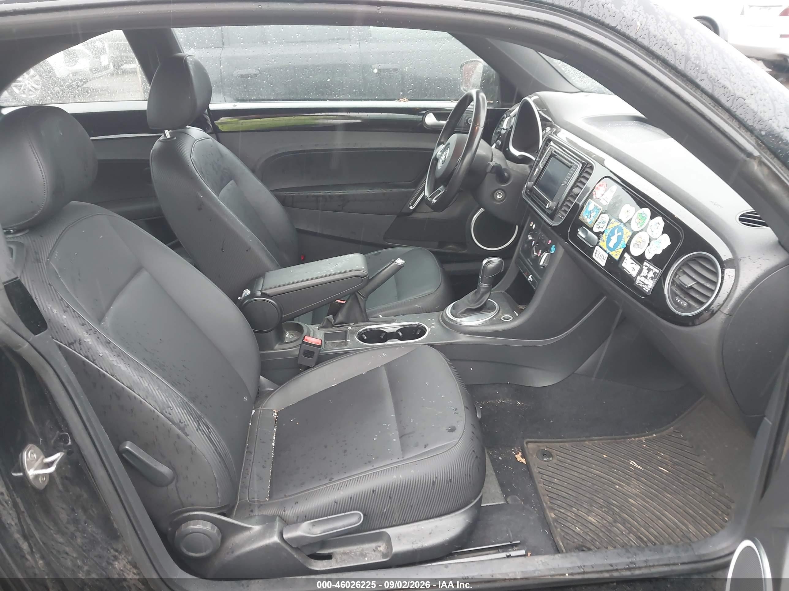 2016 Volkswagen Beetle 1.8t Se Black vin: 3VWJ07AT6GM616473