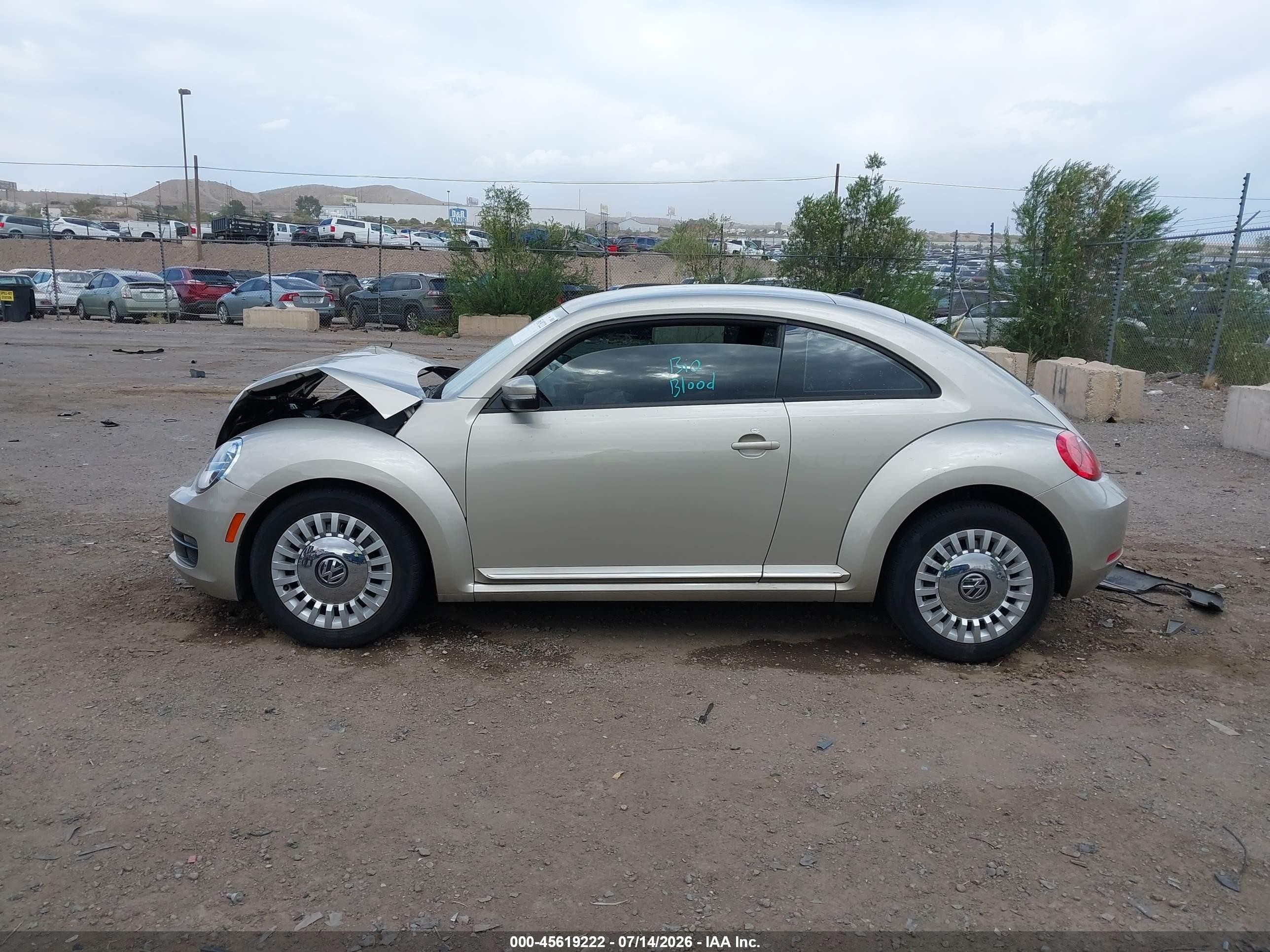 2014 Volkswagen Beetle 1.8t Beige vin: 3VWJ07ATXEM664992