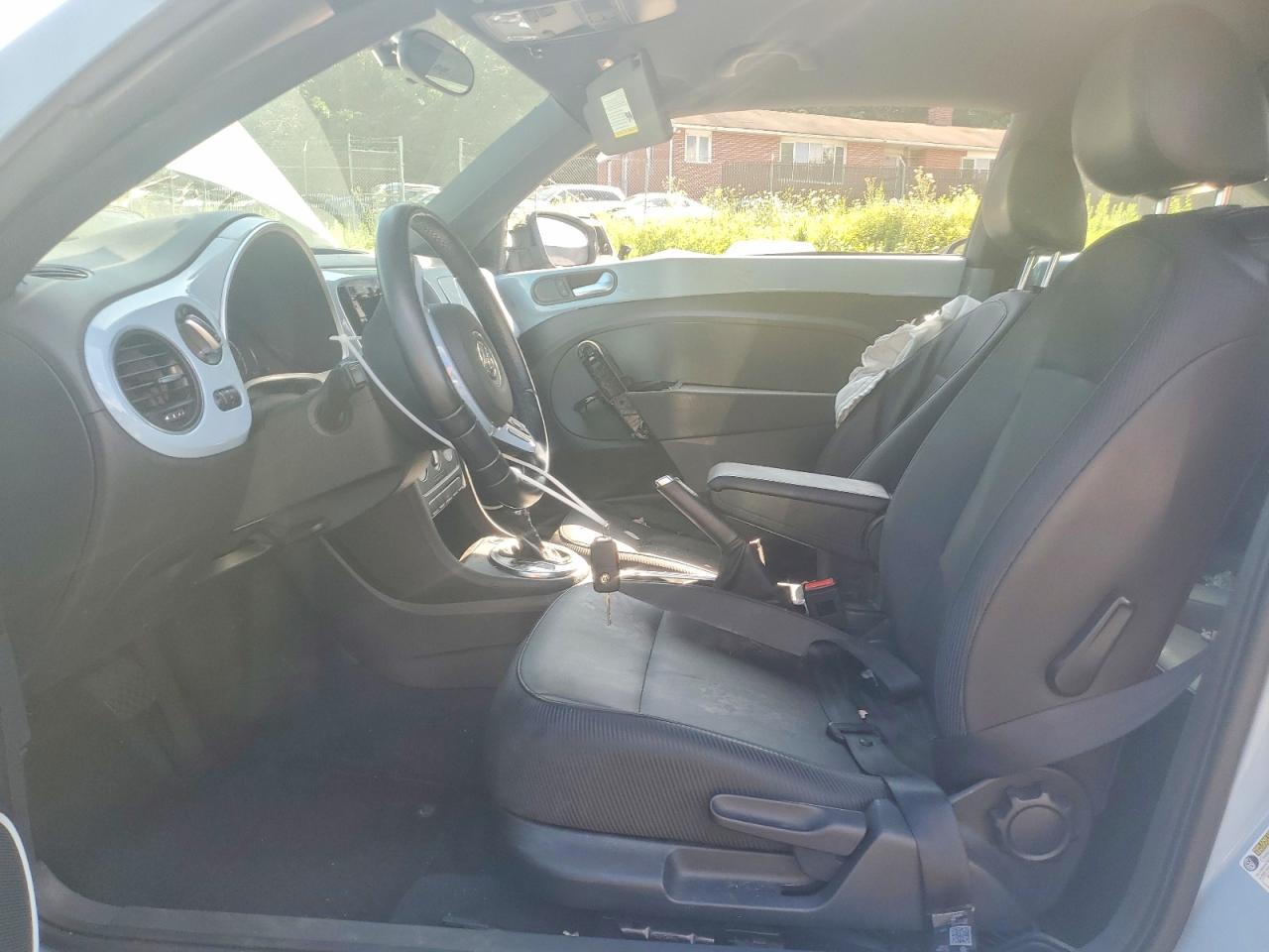 2014 Volkswagen Beetle Blue vin: 3VWJ17AT4EM635436