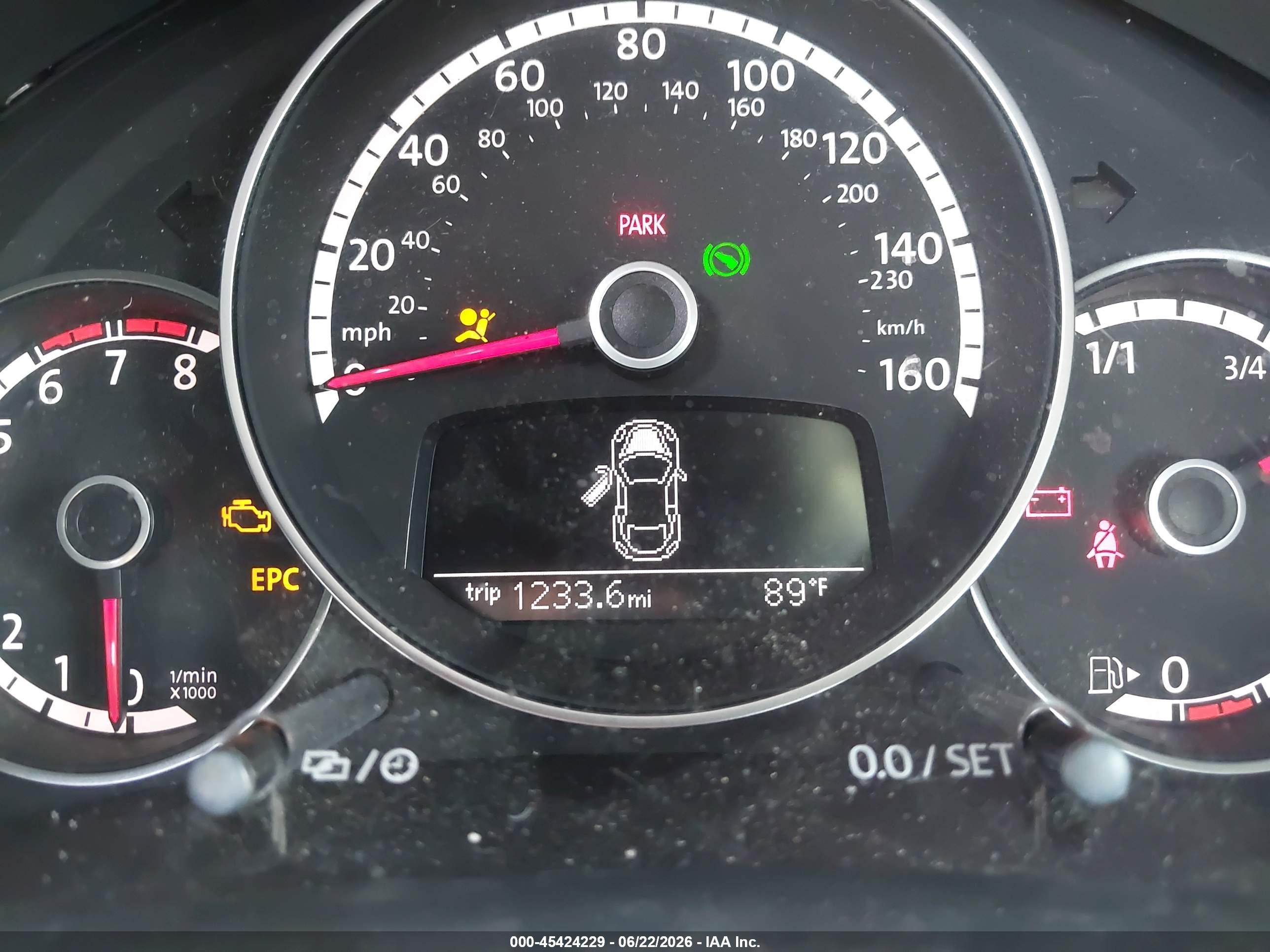 2014 Volkswagen Beetle 1.8t Pink vin: 3VWJ17AT5EM639740