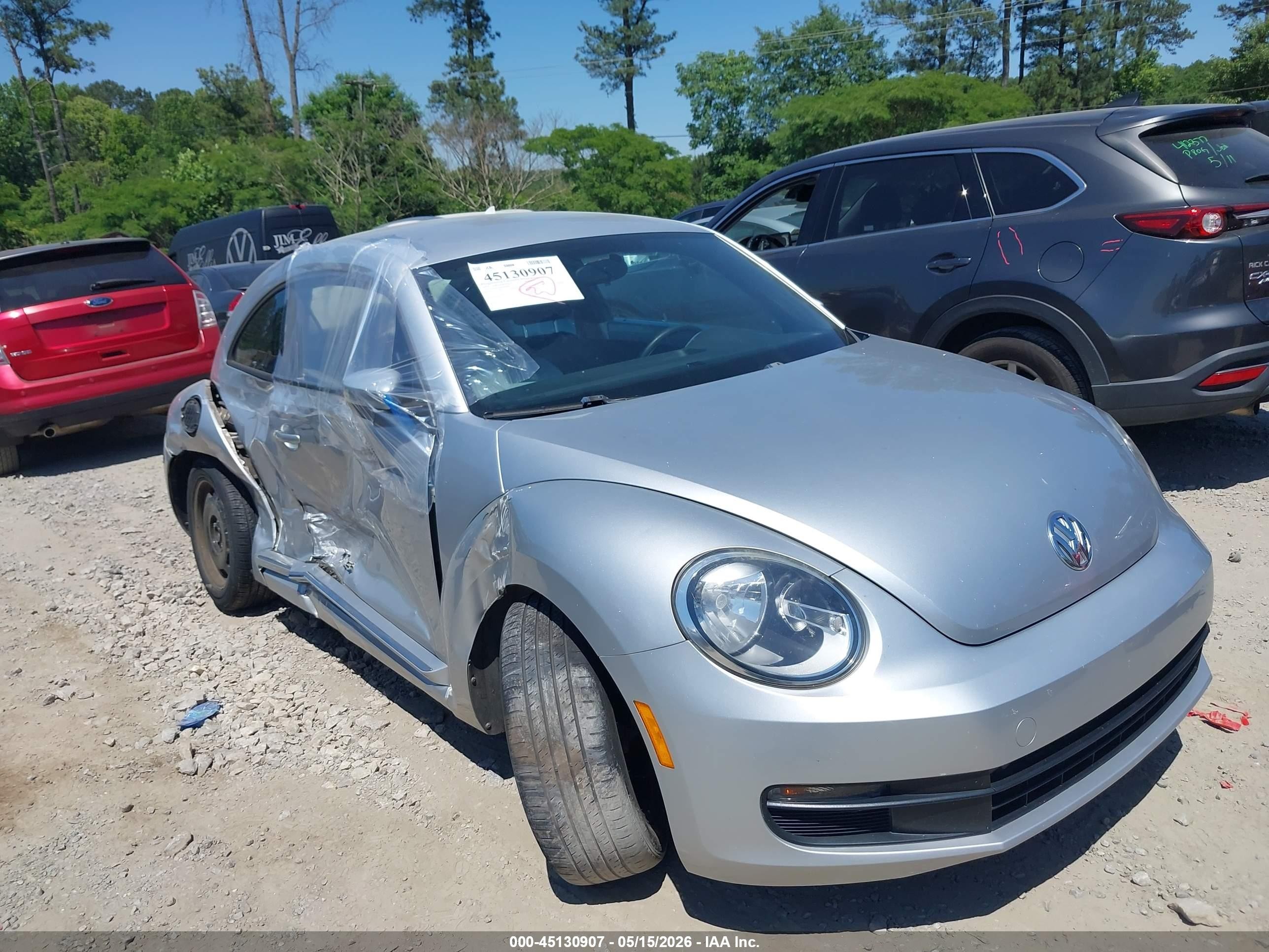 3VWJ17AT8FM642827