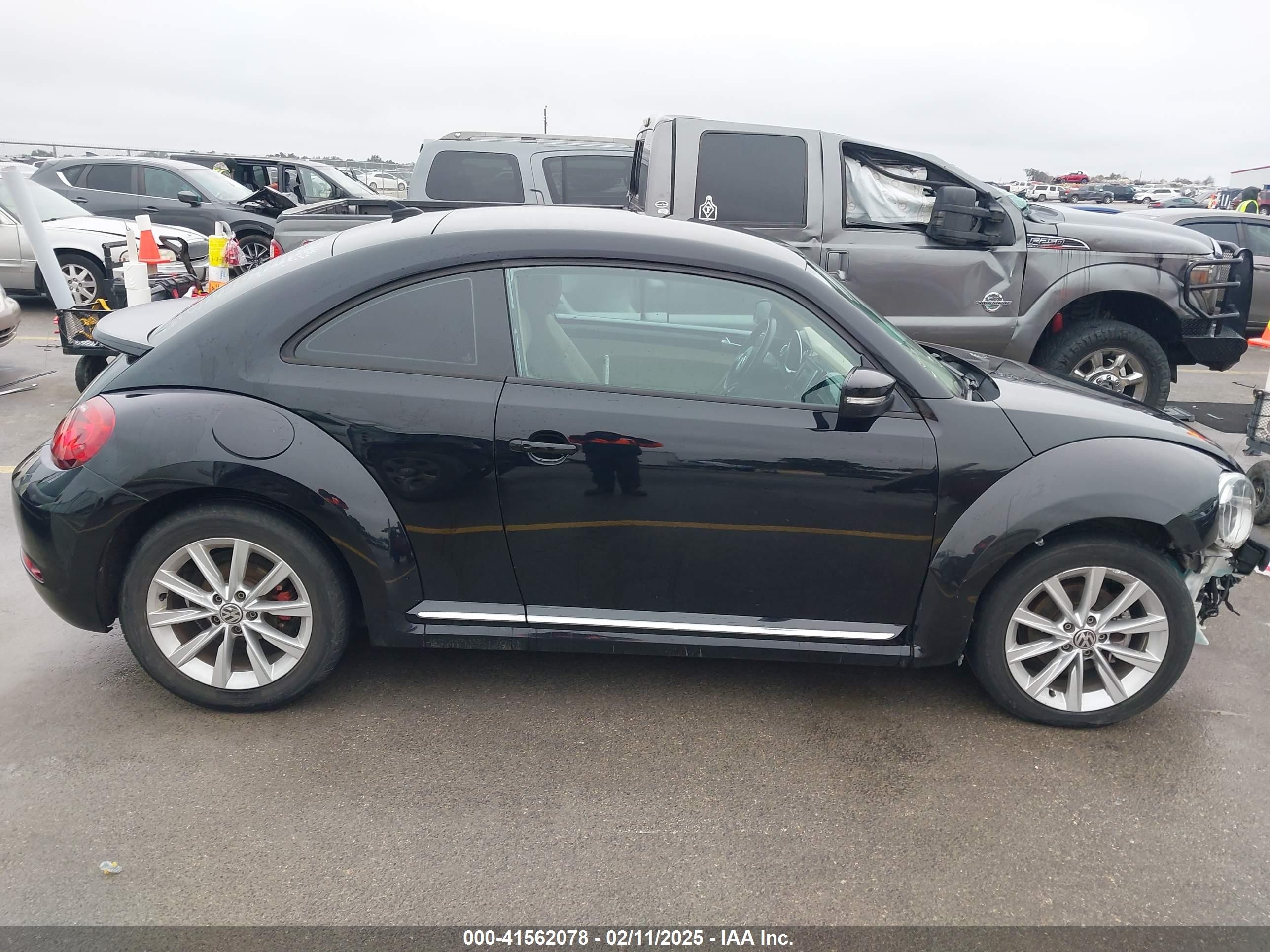2017 Volkswagen Beetle 1.8t Se/1.8t Sel Black vin: 3VWJ17AT9HM618202