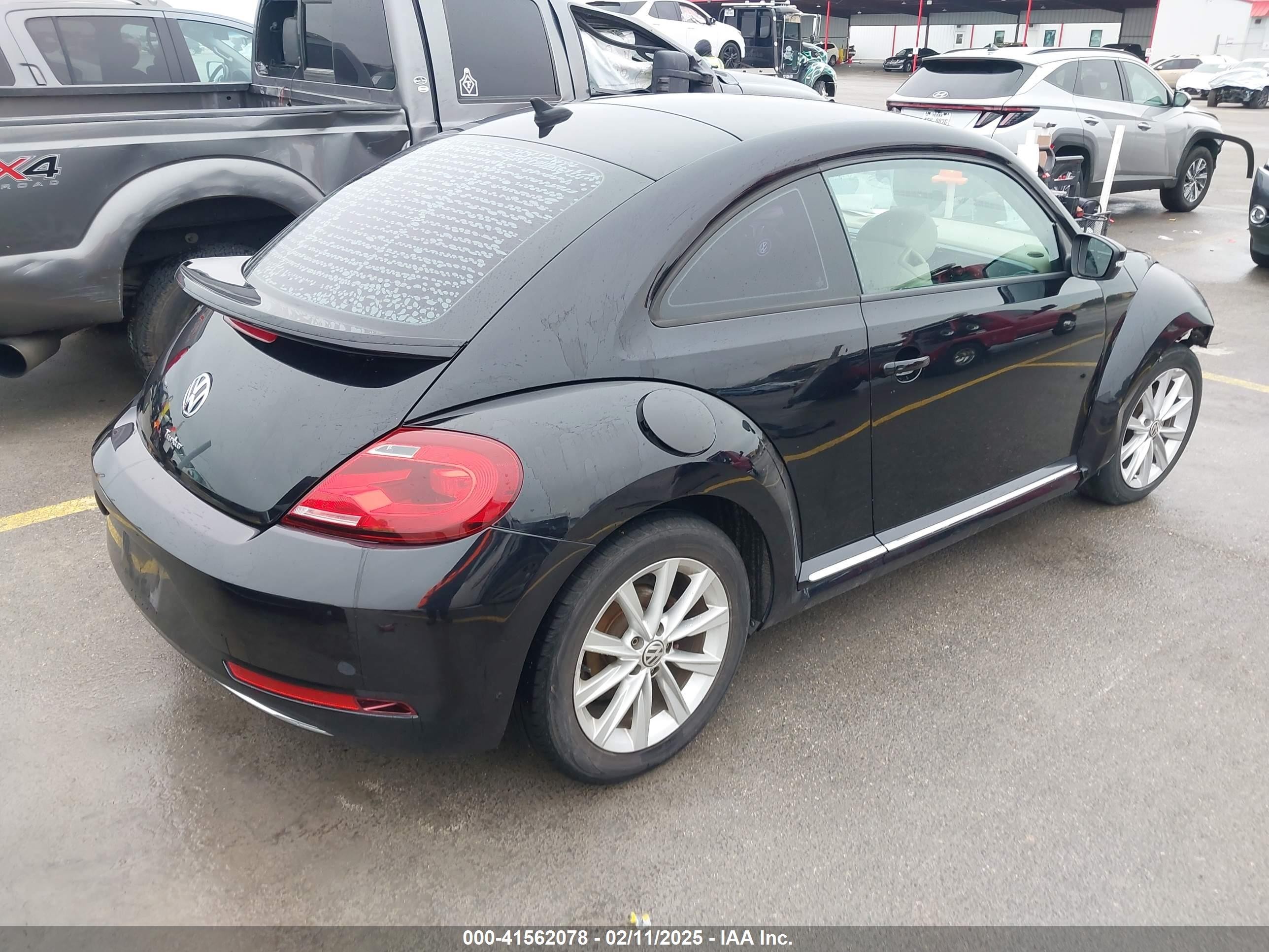 2017 Volkswagen Beetle 1.8t Se/1.8t Sel Black vin: 3VWJ17AT9HM618202