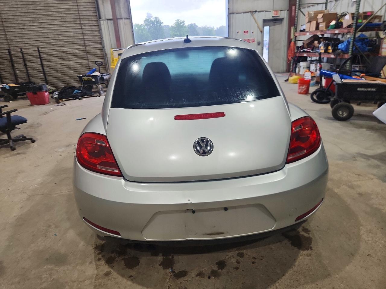 2015 Volkswagen Beetle 1.8t Silver vin: 3VWJ17ATXFM620490