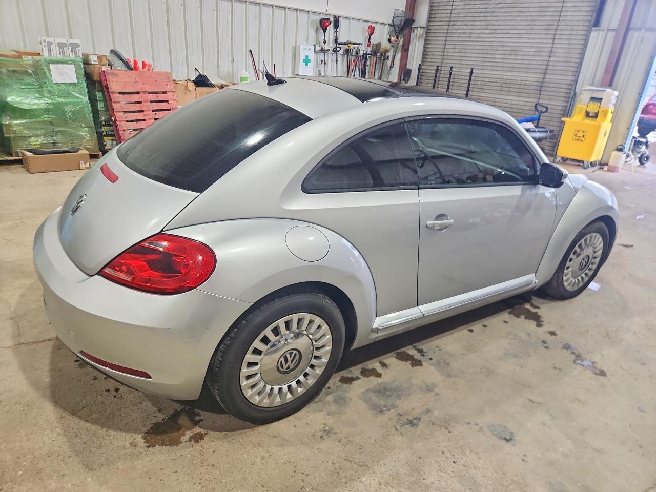 2015 Volkswagen Beetle 1.8t Silver vin: 3VWJ17ATXFM620490