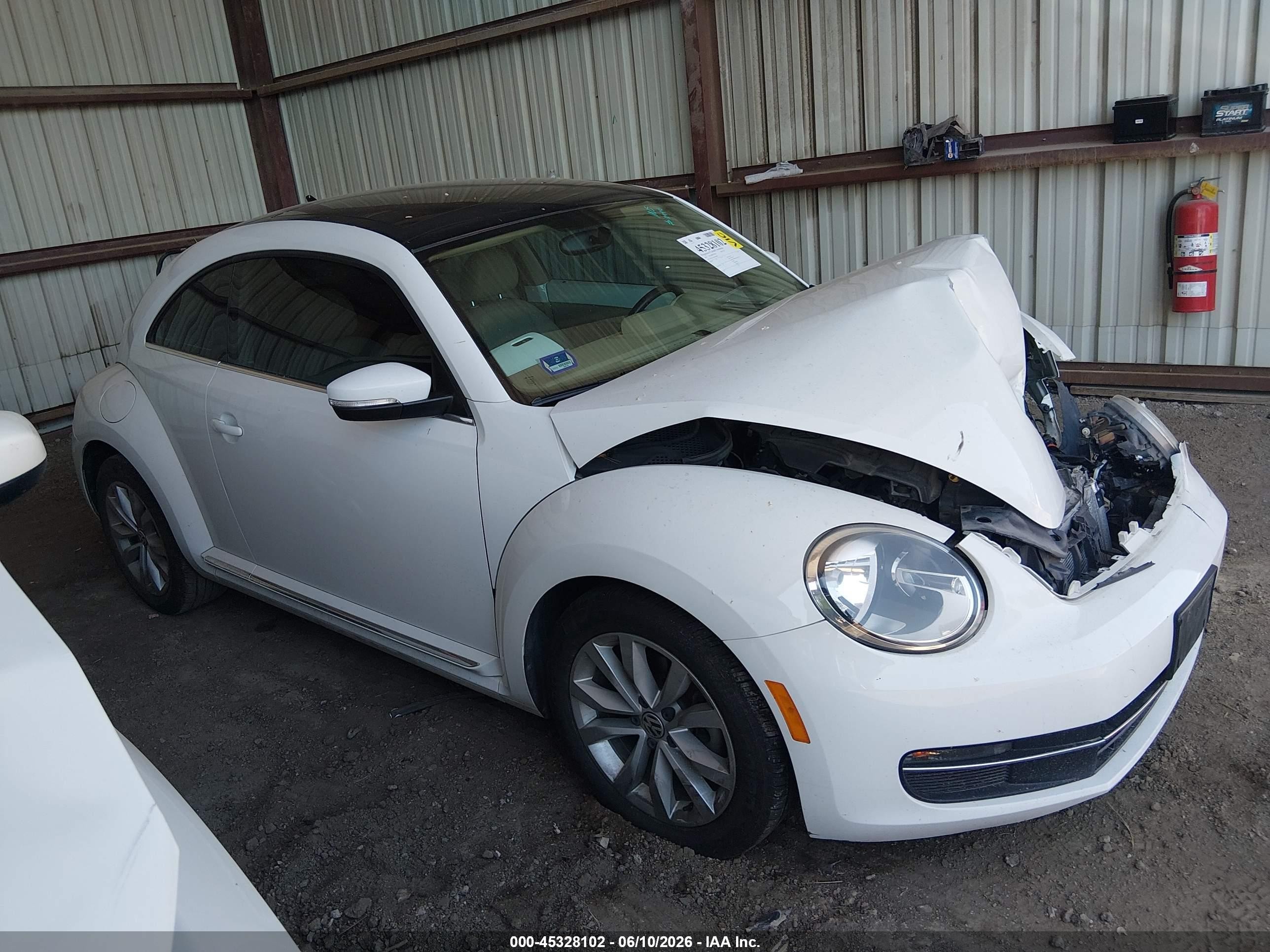 2015 Volkswagen Beetle 2.0l Tdi White vin: 3VWJA7AT0FM636892