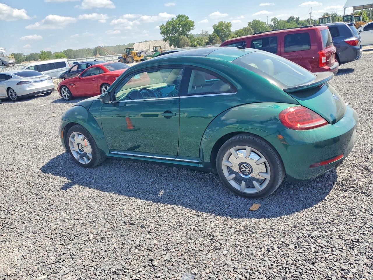 2018 Volkswagen Beetle Se Green vin: 3VWJD7AT5JM714079