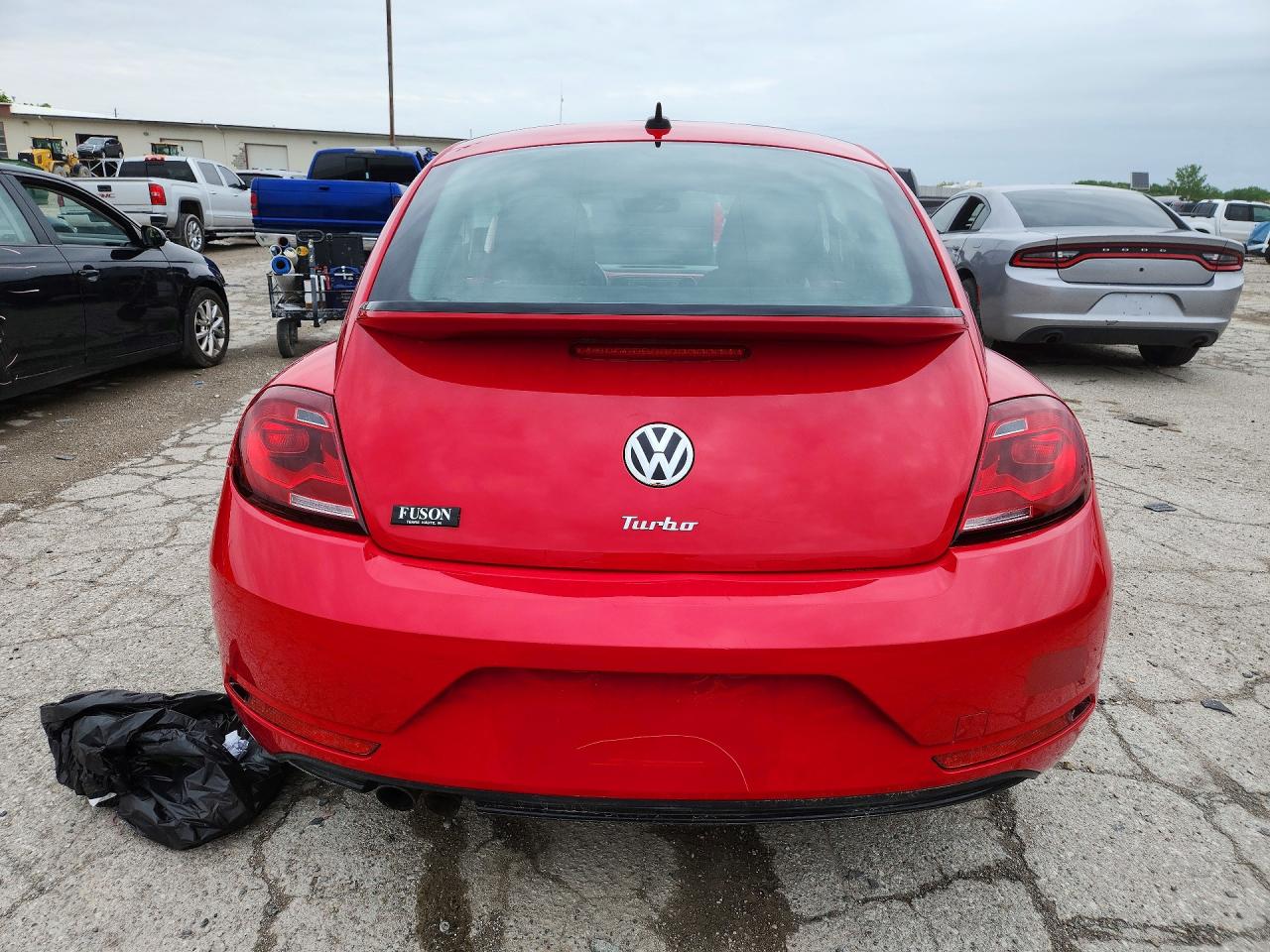 2019 Volkswagen Beetle Se Red vin: 3VWJD7ATXKM719408