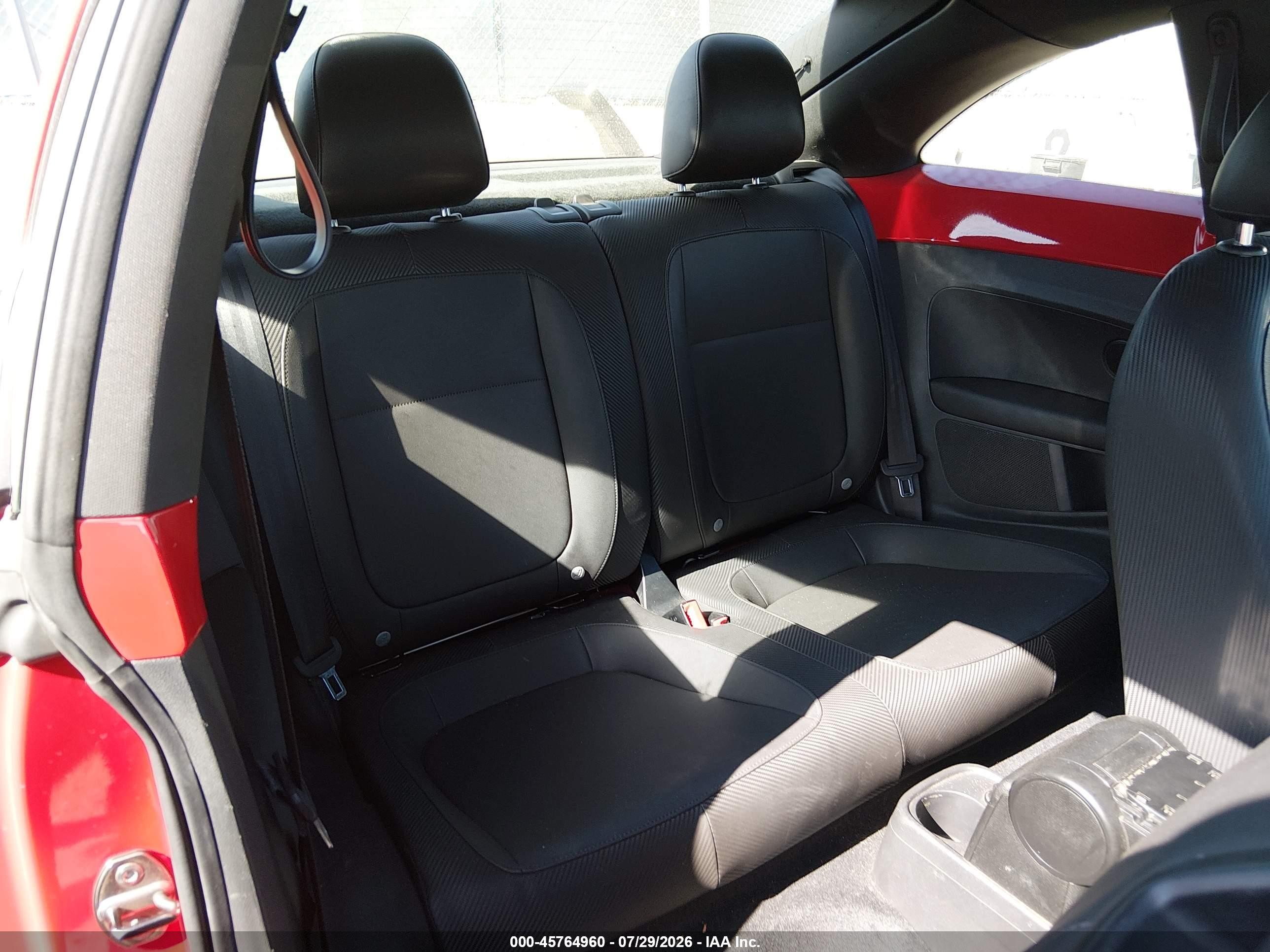2014 Volkswagen Beetle 2.0l Tdi Red vin: 3VWJL7AT0EM606882
