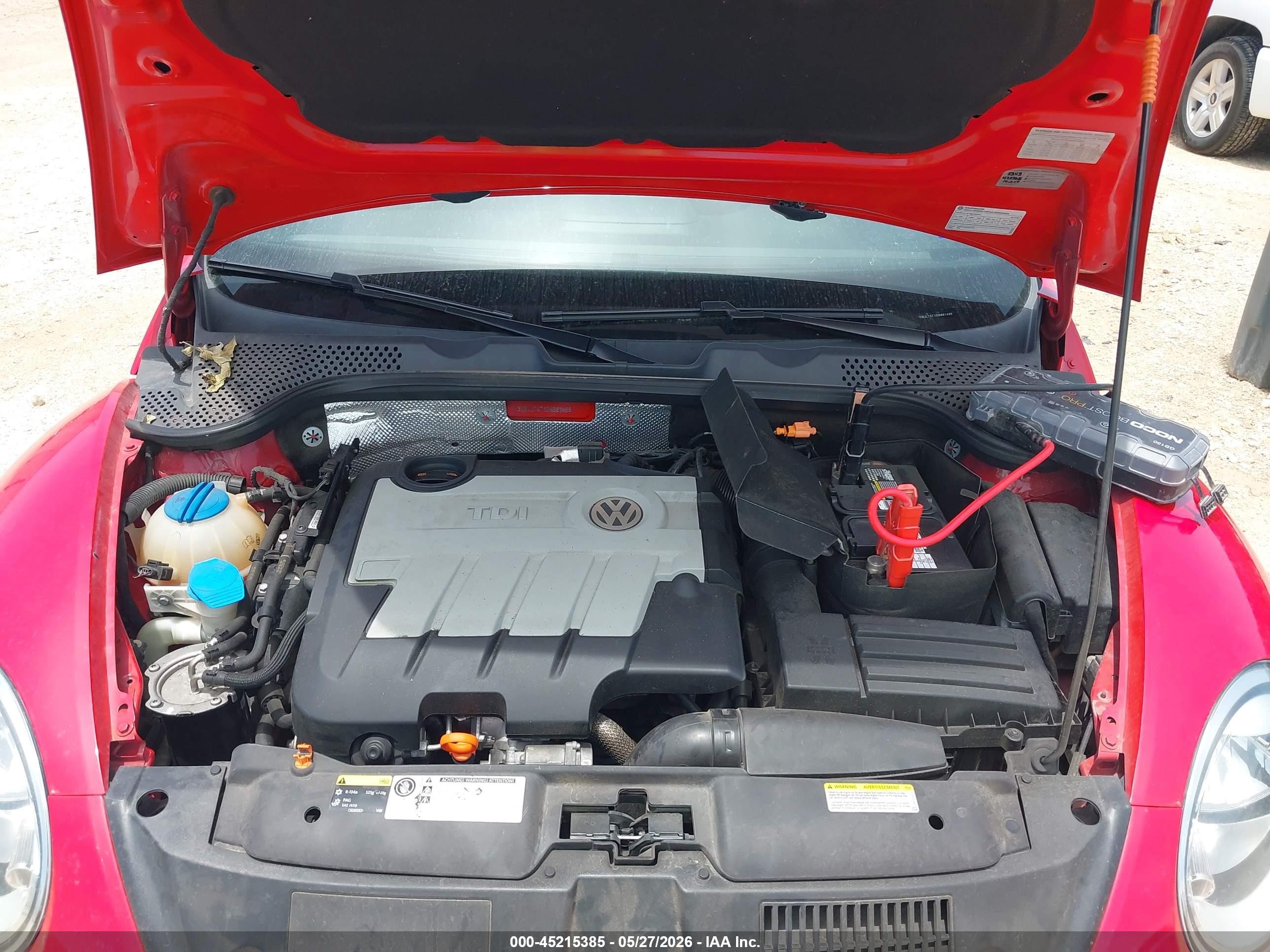2013 Volkswagen Beetle 2.0l Tdi Red vin: 3VWJL7AT1DM661498