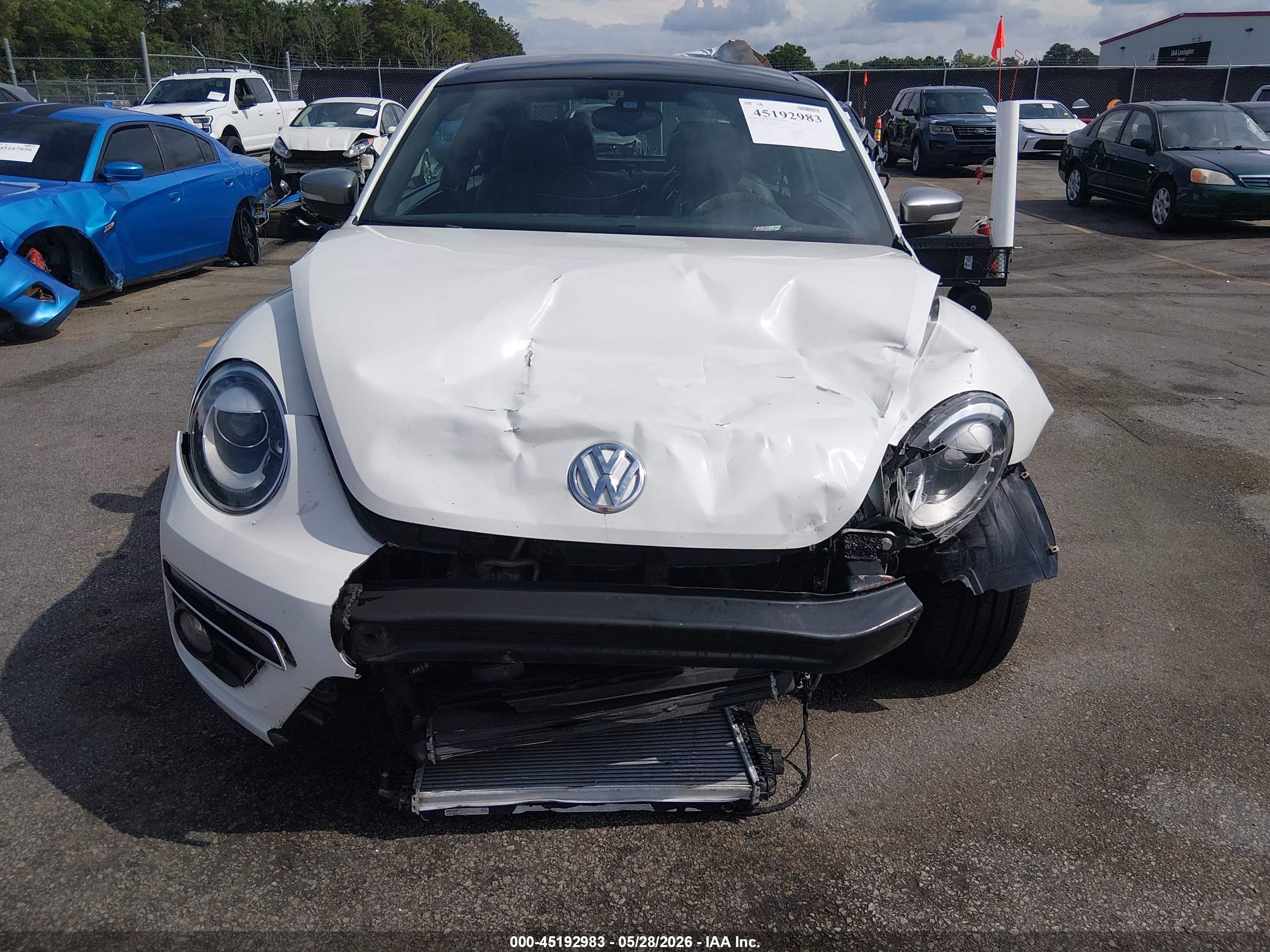 2014 Volkswagen Beetle 2.0l Tdi White vin: 3VWJL7AT1EM650194