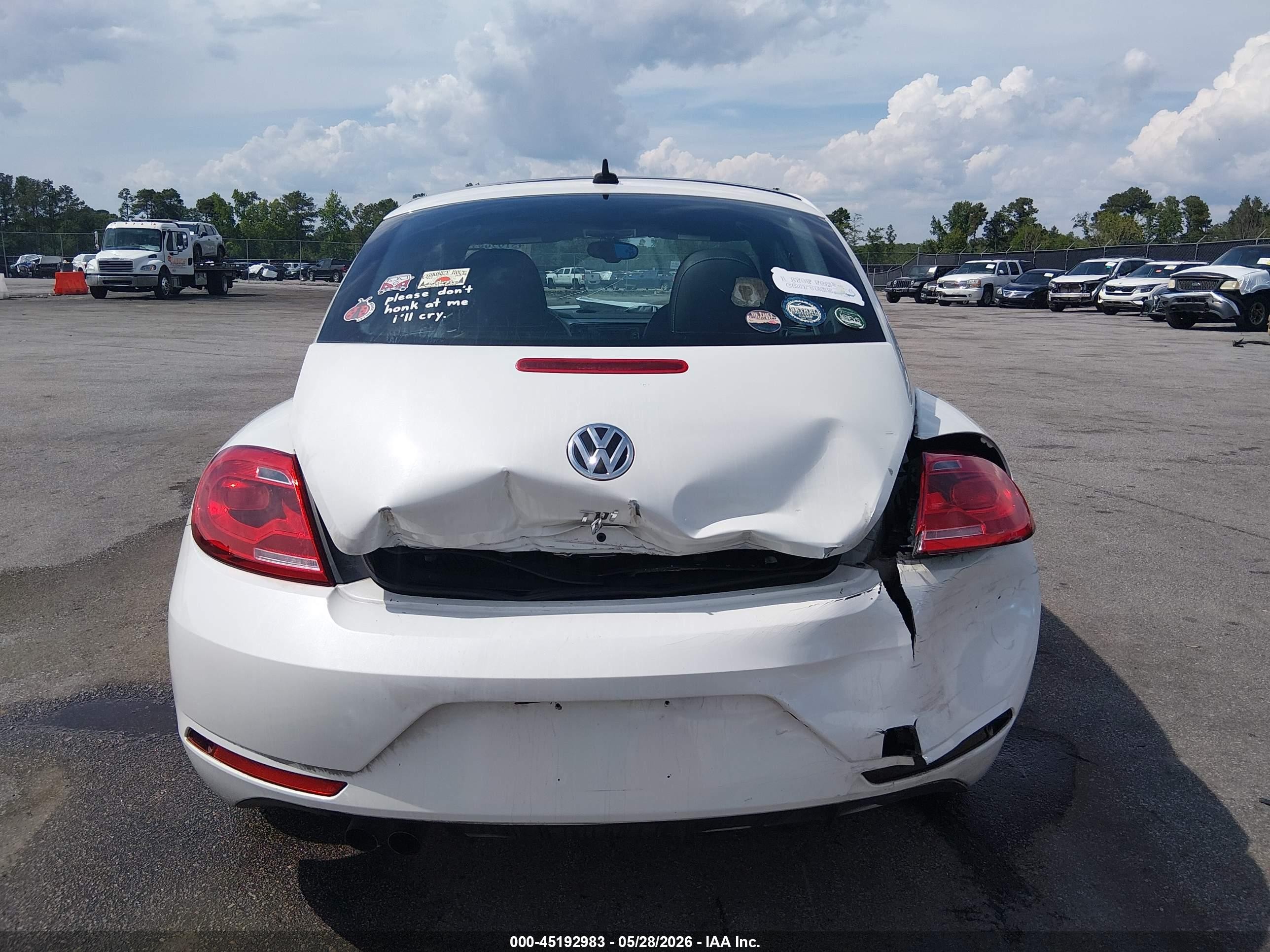 2014 Volkswagen Beetle 2.0l Tdi White vin: 3VWJL7AT1EM650194