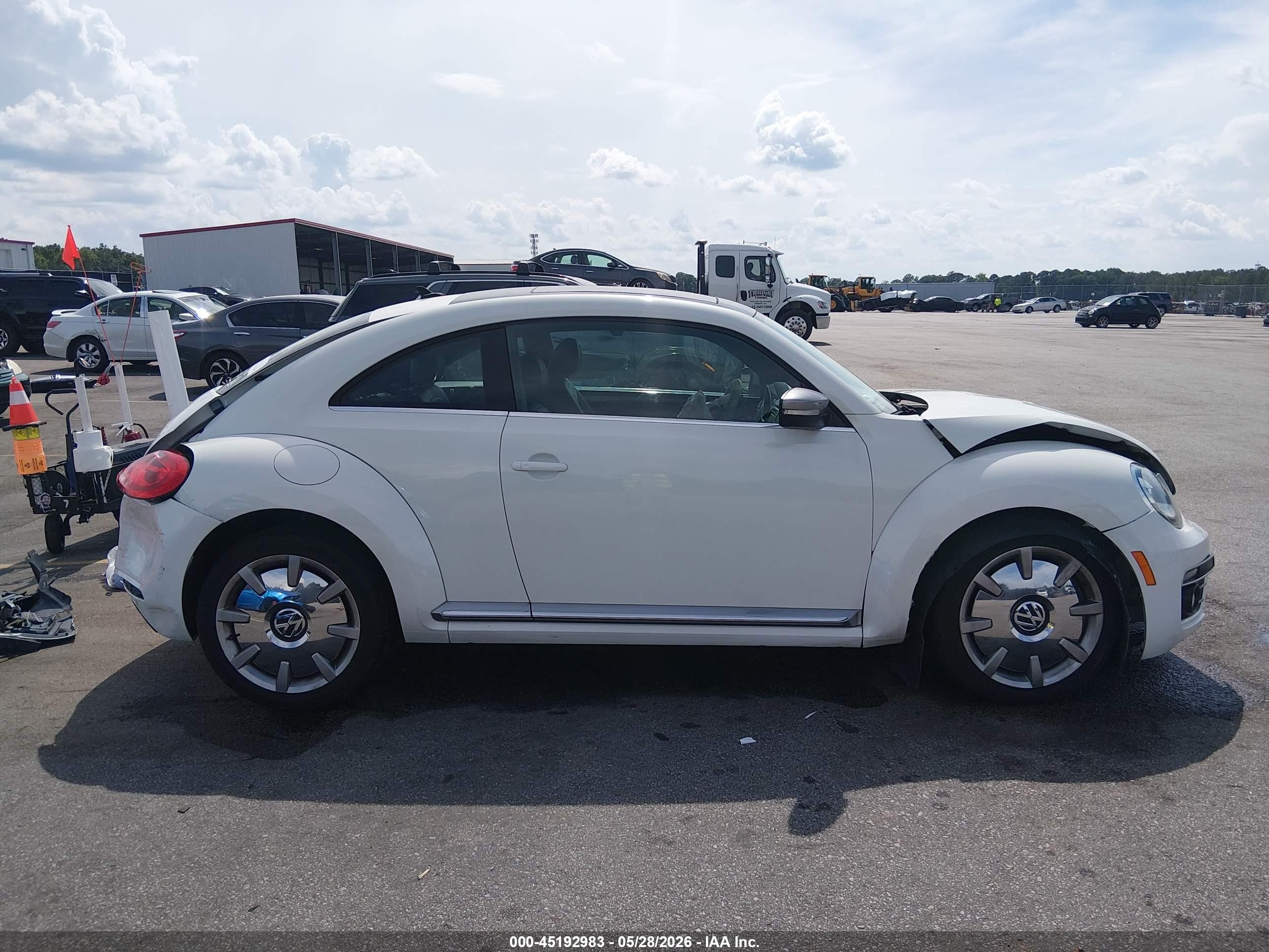 2014 Volkswagen Beetle 2.0l Tdi White vin: 3VWJL7AT1EM650194