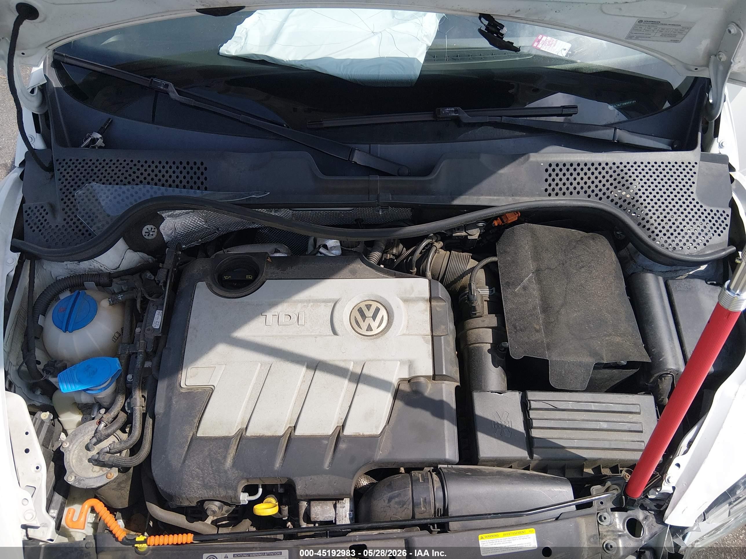 2014 Volkswagen Beetle 2.0l Tdi White vin: 3VWJL7AT1EM650194