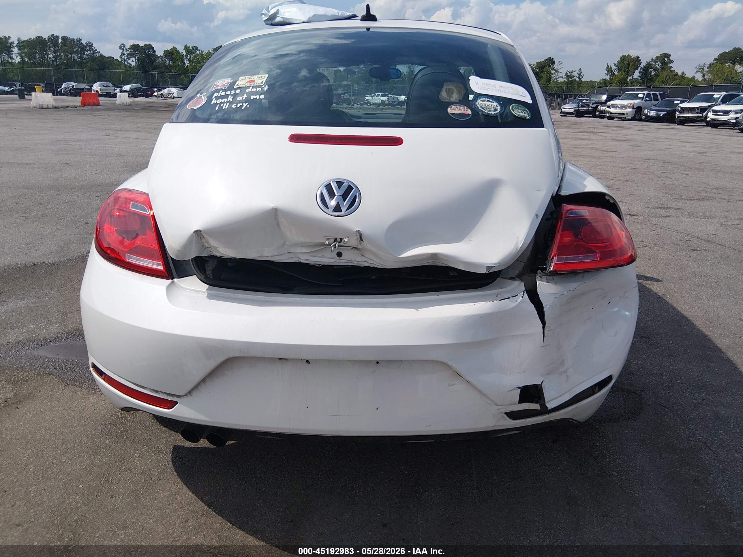 2014 Volkswagen Beetle 2.0l Tdi White vin: 3VWJL7AT1EM650194