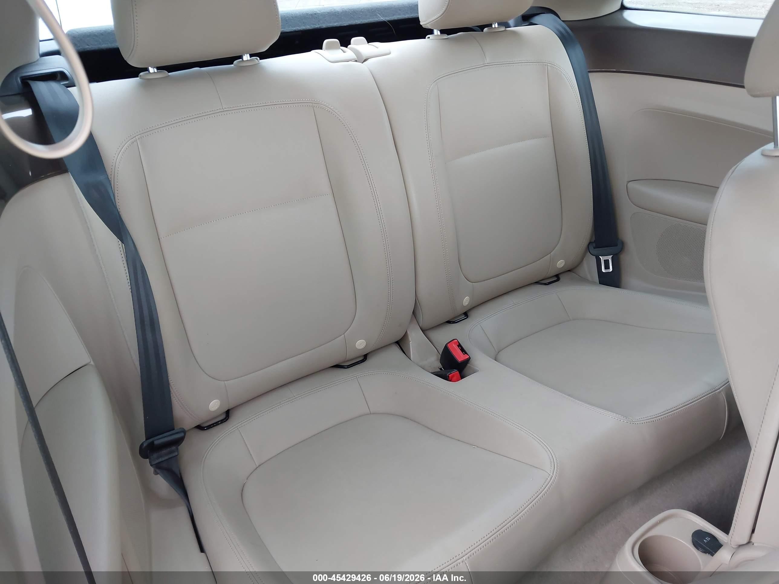 2014 Volkswagen Beetle 2.0l Tdi Brown vin: 3VWJL7AT2EM651595