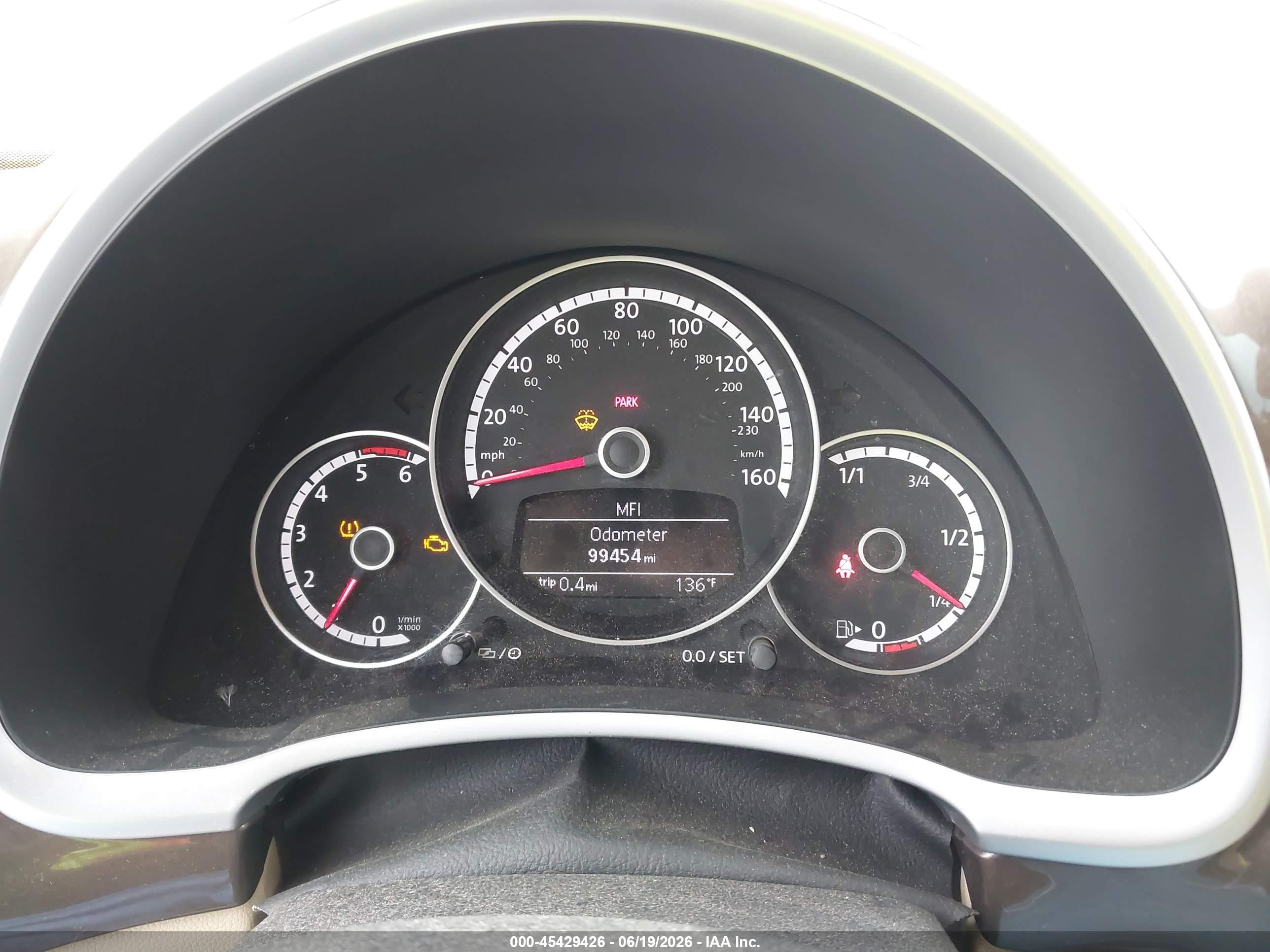2014 Volkswagen Beetle 2.0l Tdi Brown vin: 3VWJL7AT2EM651595