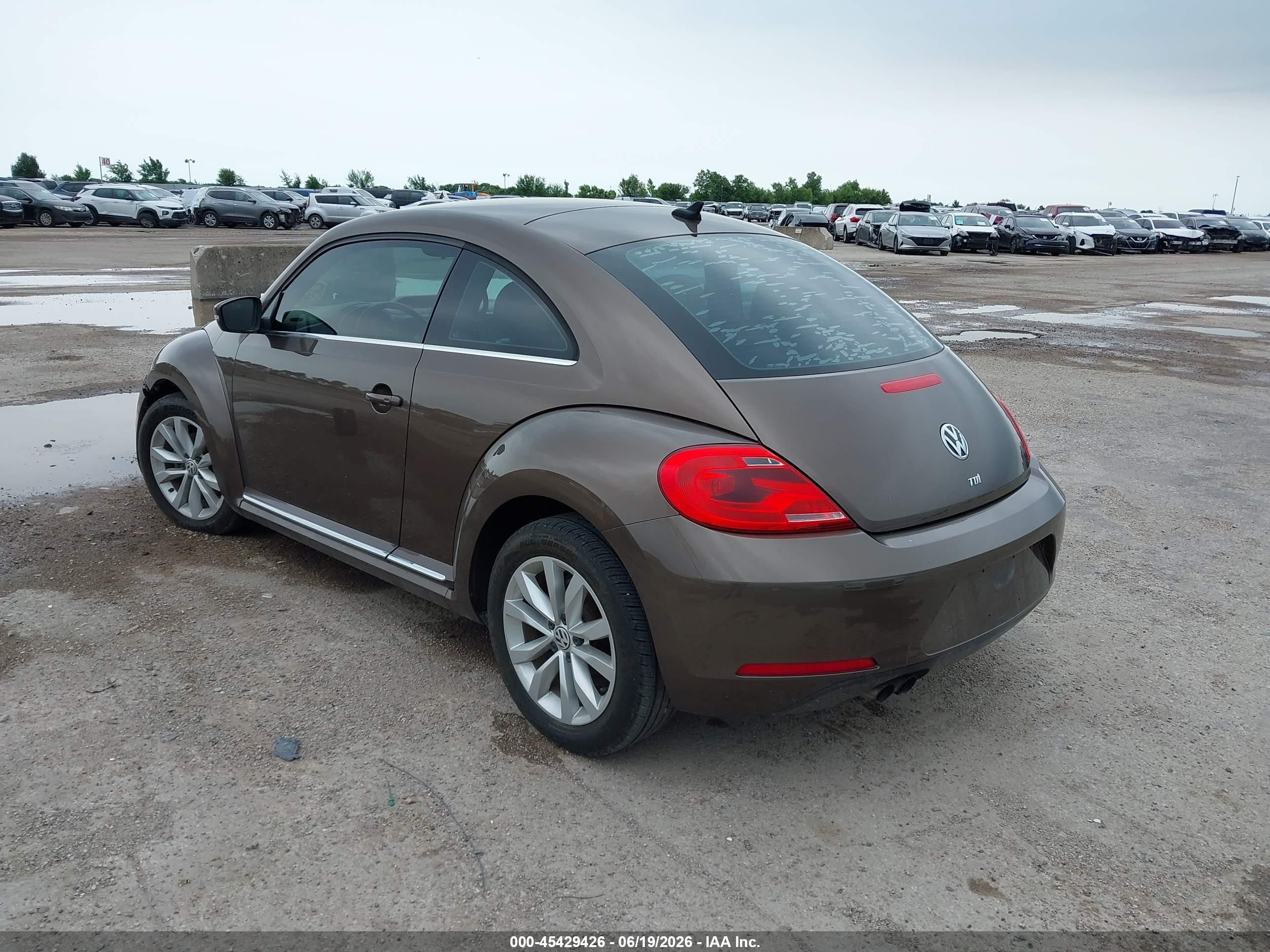 2014 Volkswagen Beetle 2.0l Tdi Brown vin: 3VWJL7AT2EM651595