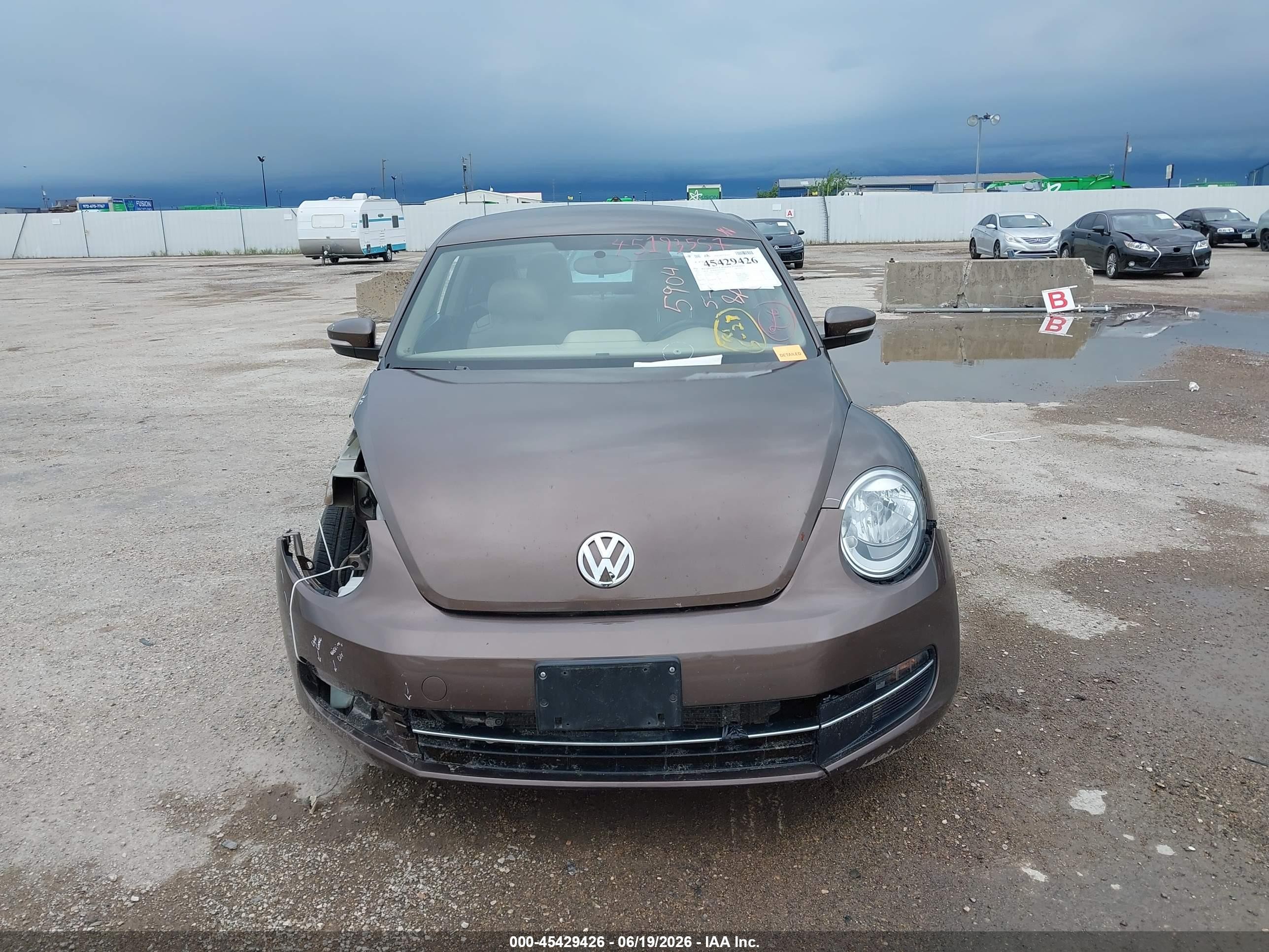 2014 Volkswagen Beetle 2.0l Tdi Brown vin: 3VWJL7AT2EM651595