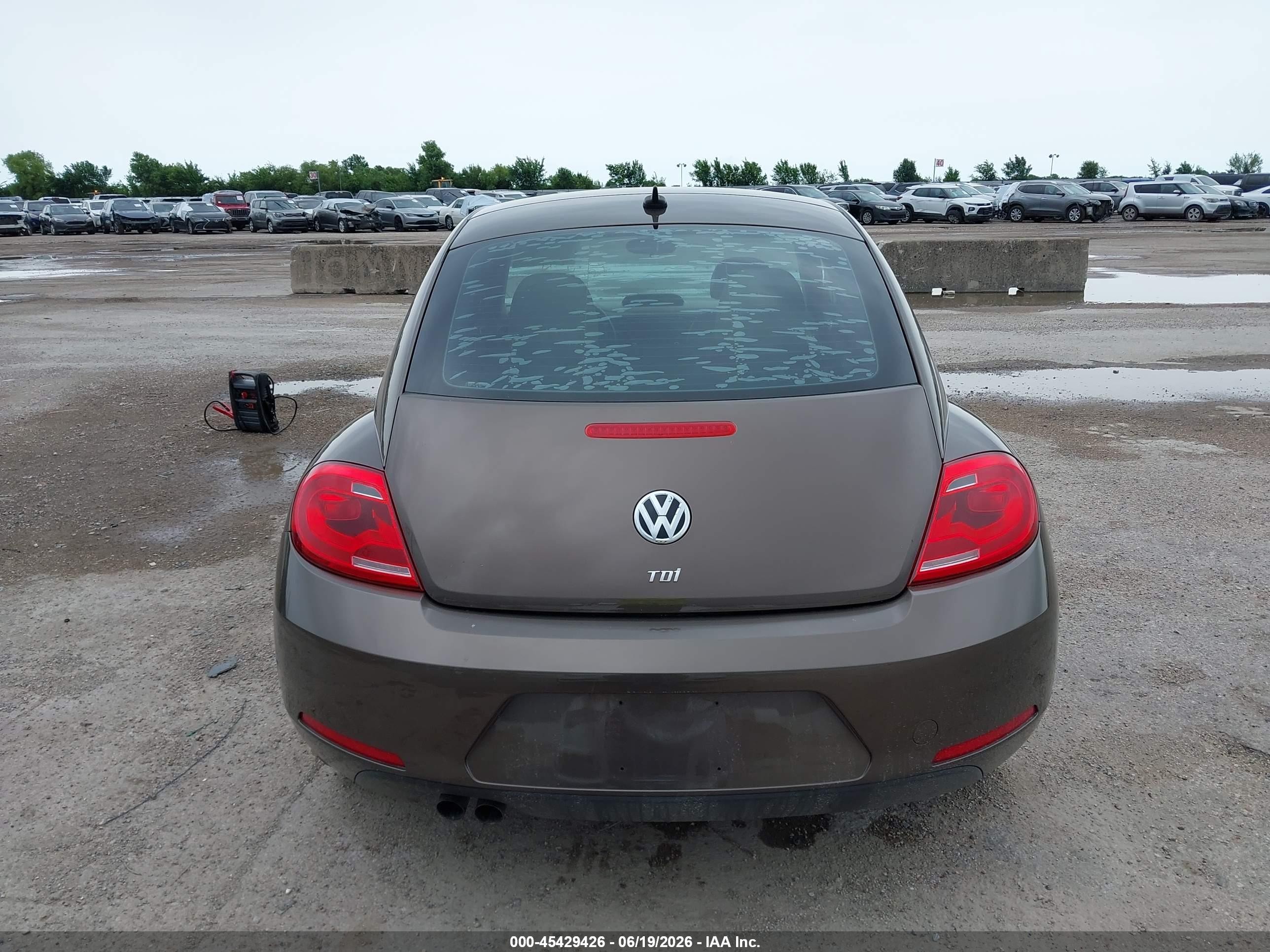 2014 Volkswagen Beetle 2.0l Tdi Brown vin: 3VWJL7AT2EM651595