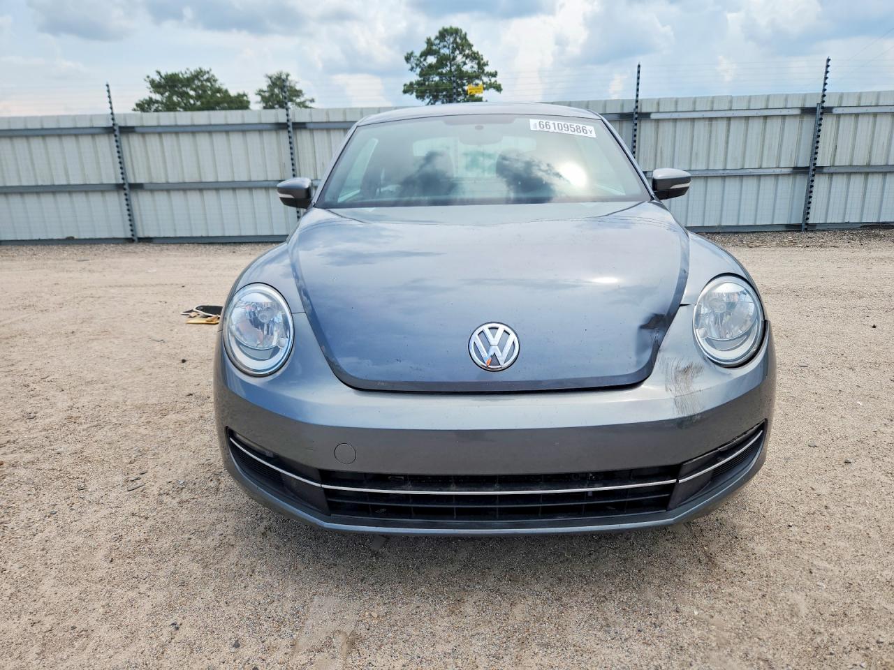 2013 Volkswagen Beetle Gray vin: 3VWJL7AT3DM669330