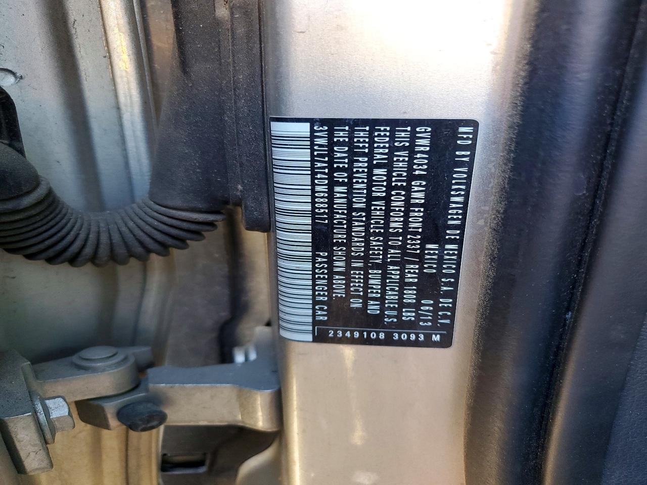 2013 Volkswagen Beetle Золотой vin: 3VWJL7AT4DM688517