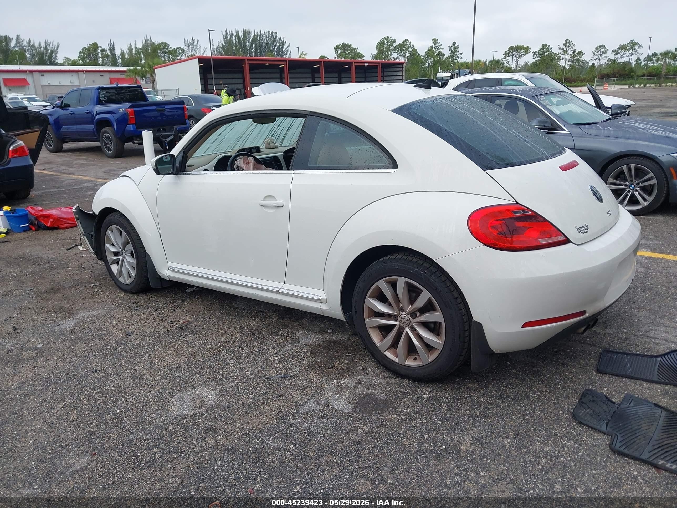 2014 Volkswagen Beetle 2.0l Tdi White vin: 3VWJL7AT4EM600566