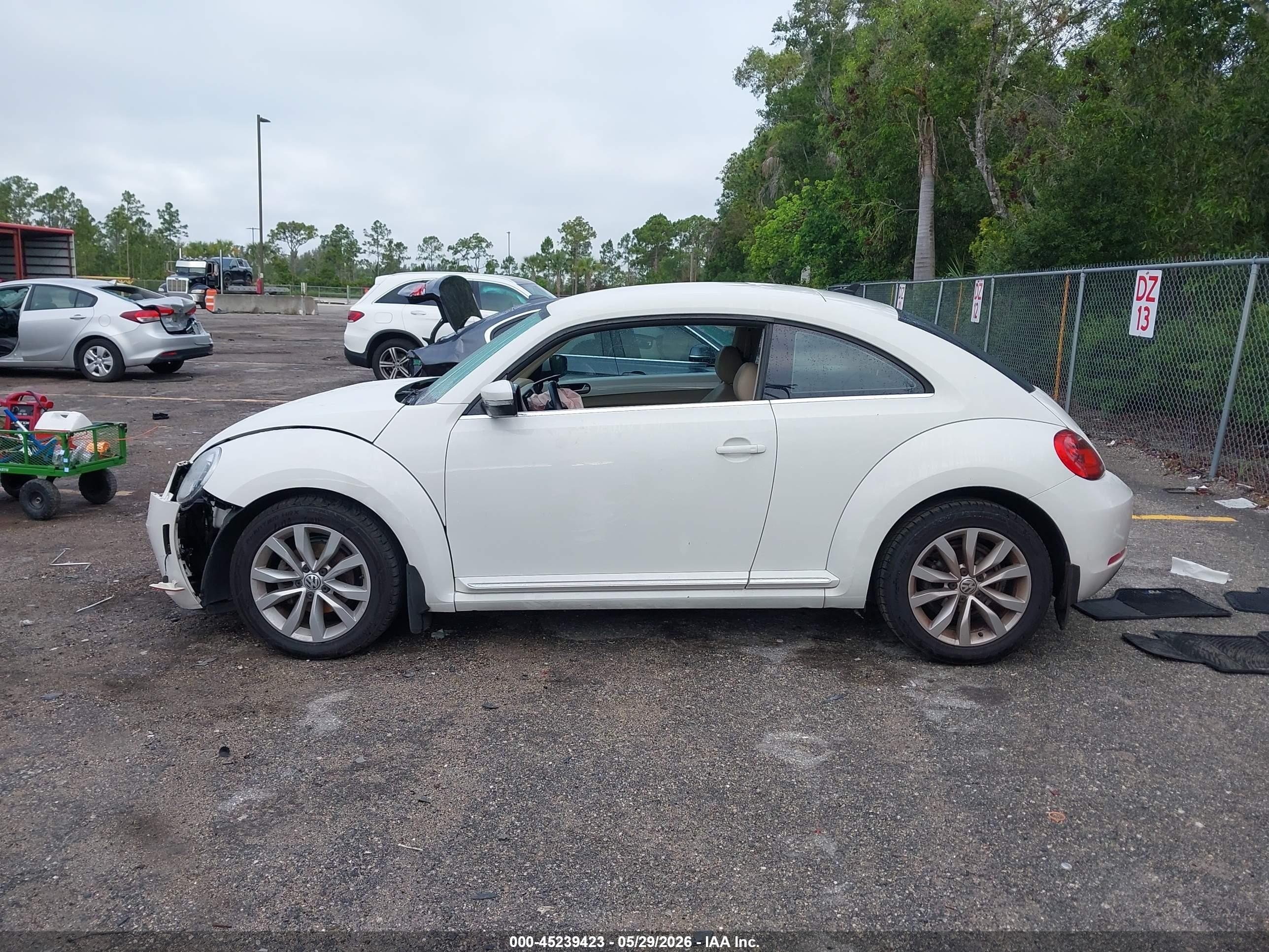 2014 Volkswagen Beetle 2.0l Tdi White vin: 3VWJL7AT4EM600566