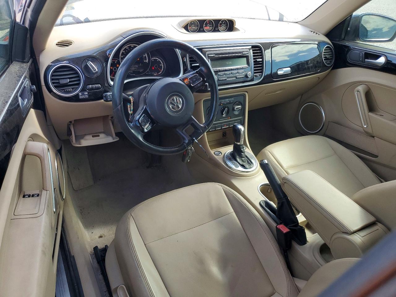 2013 Volkswagen Beetle Черный vin: 3VWJL7AT5DM625927
