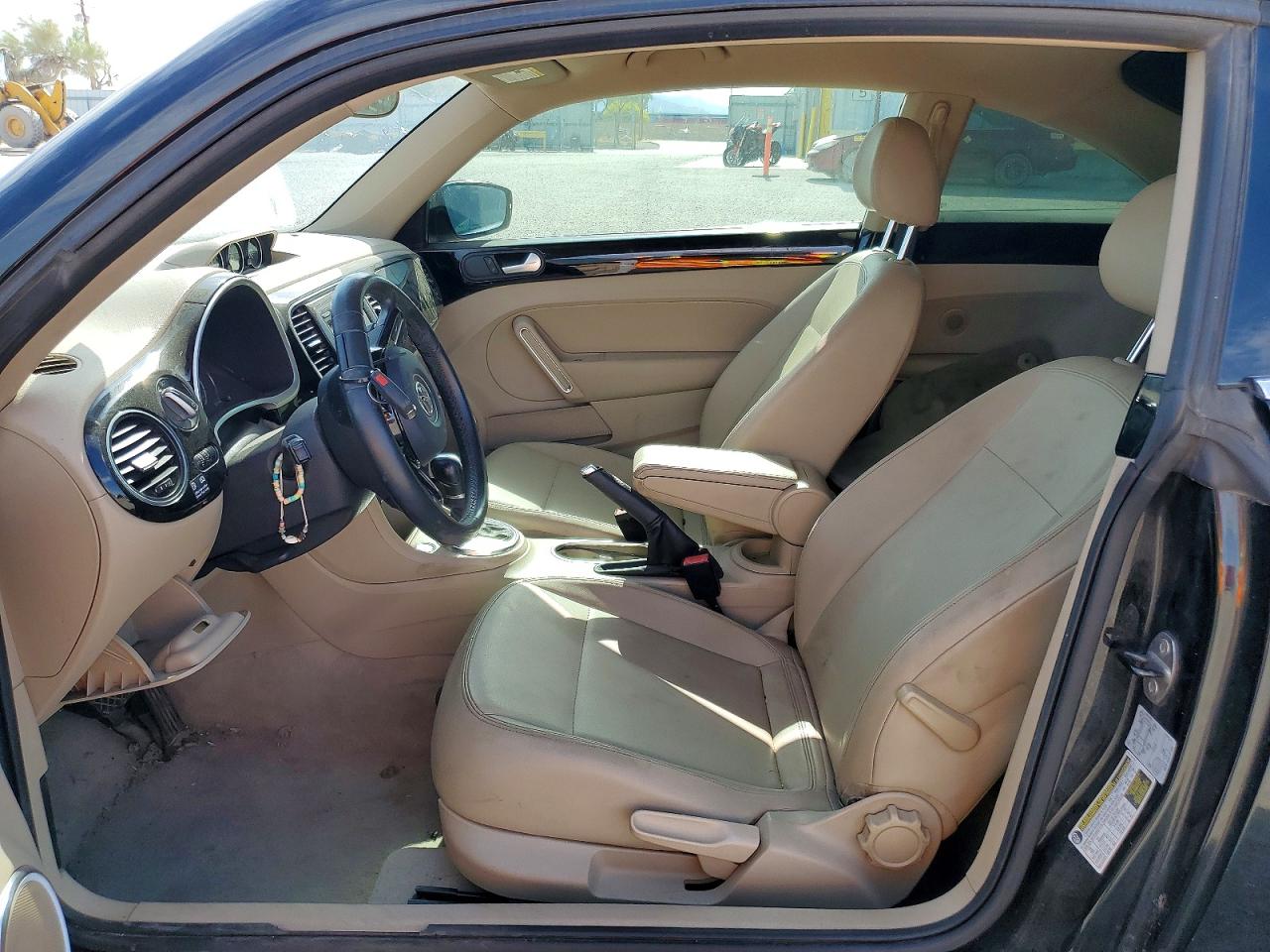 2013 Volkswagen Beetle Черный vin: 3VWJL7AT5DM625927